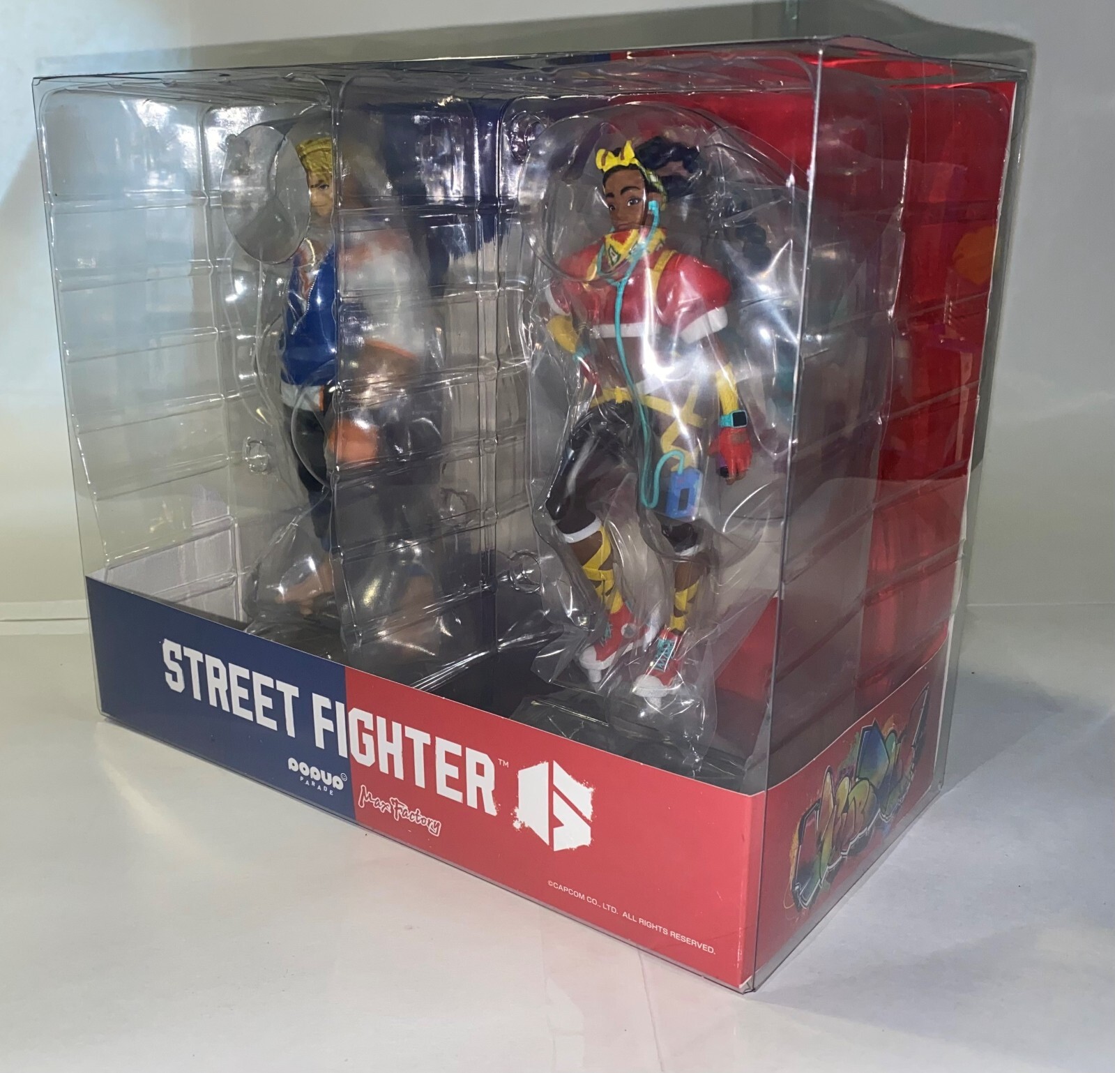 Street Fighter 6 Collector’s Edition Luke and Kimberly Statues with Mad Gear Box