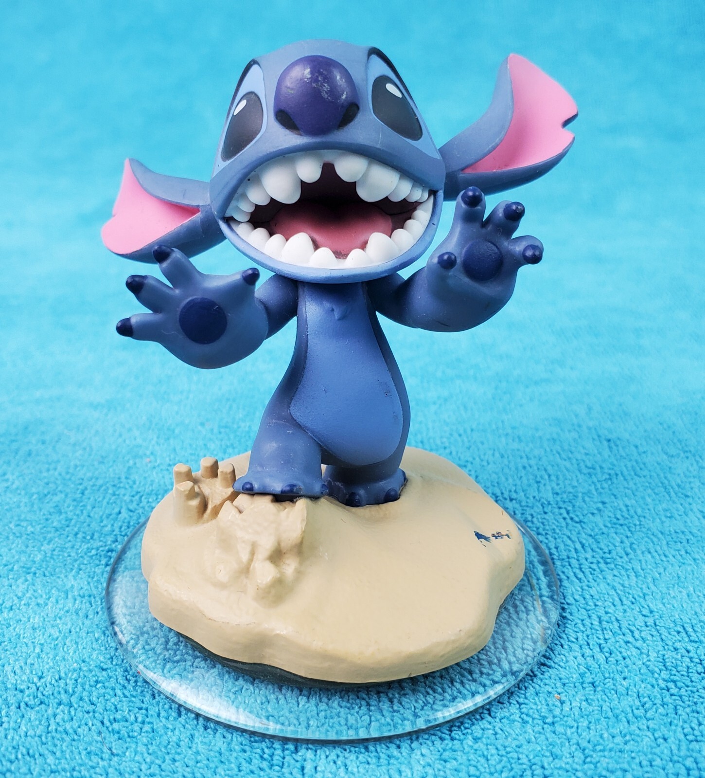 DISNEY INFINITY 2.0 Merida Brave & Stitch Toy Mini Figure Character Cup Cake Top