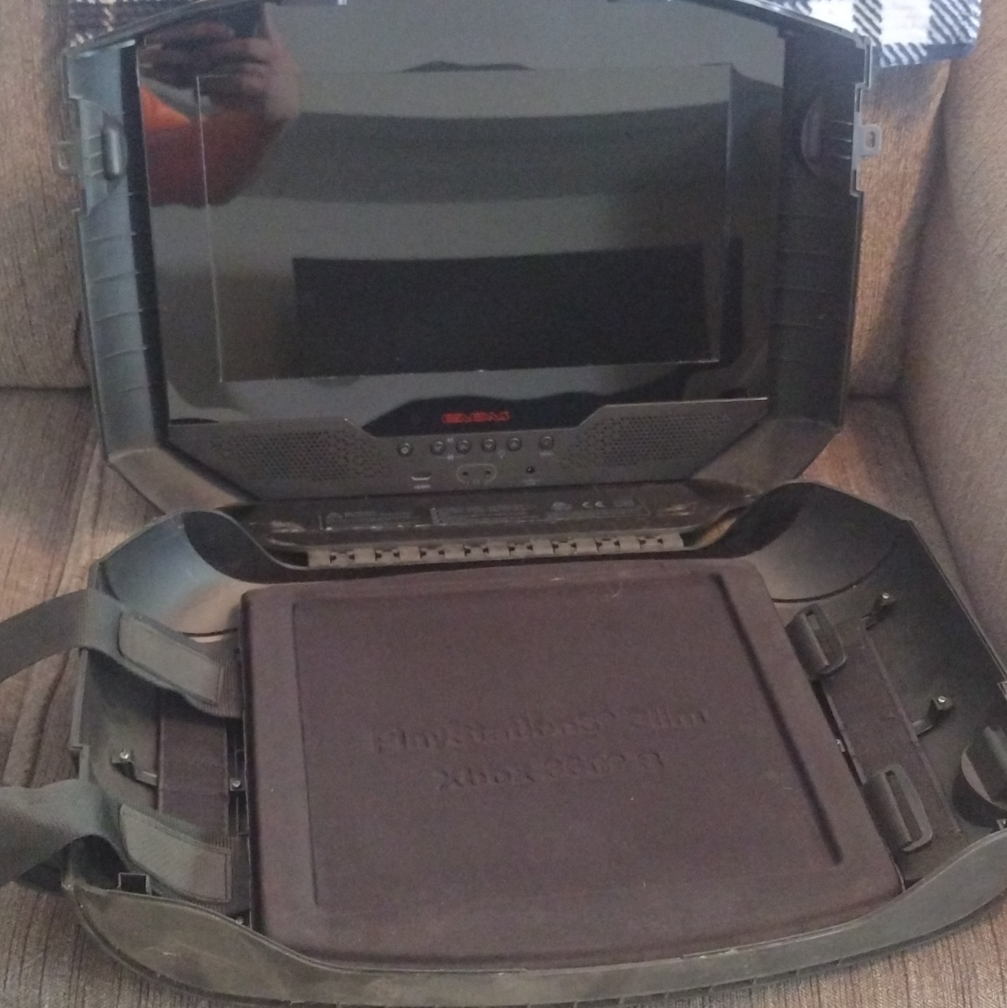 GAEMS G155 Hard Shell Travel Case w/ Built-In Screen for Xbox 360 & PS3