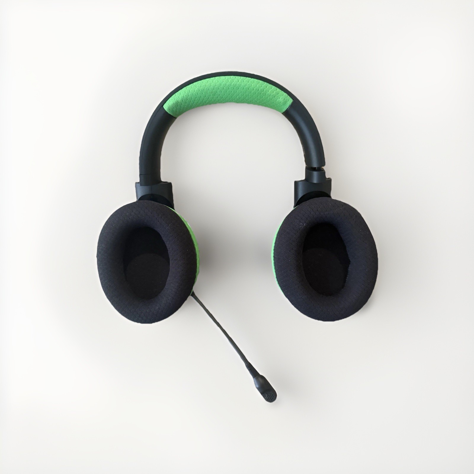 Razer Kaira Wireless Gaming Headset for Xbox Series X/S – Black/Green