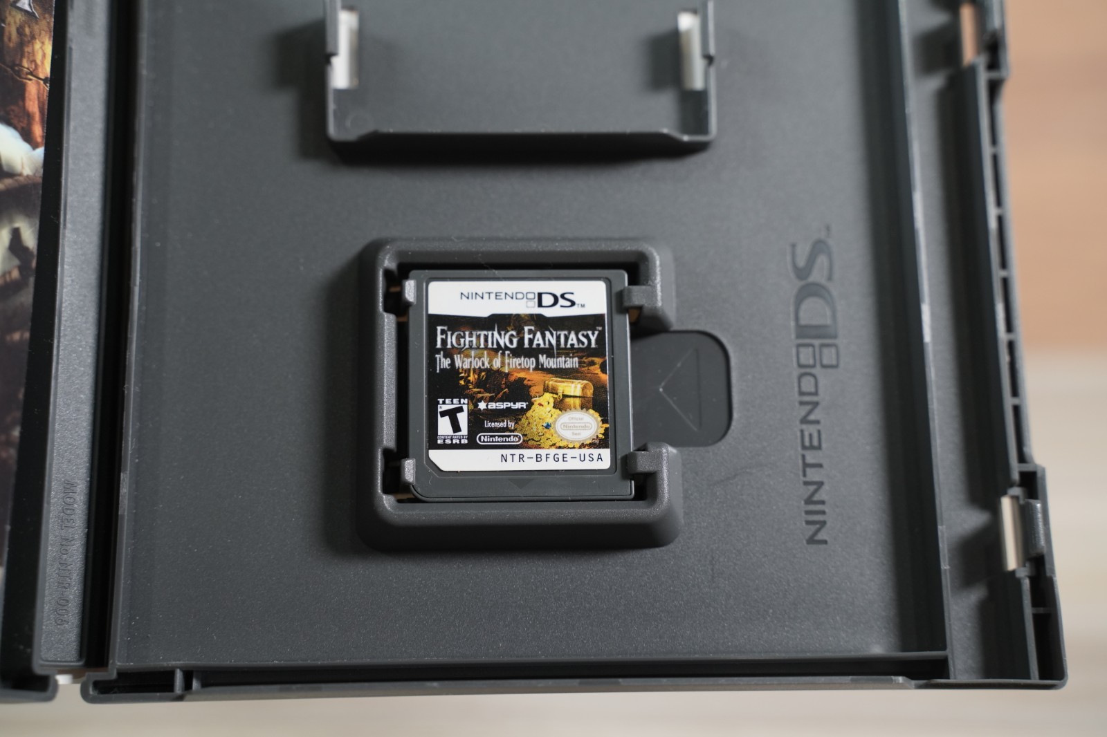 Fighting Fantasy: The Warlock of Firetop Mountain COMPLETE CIB Nintendo DS 2009