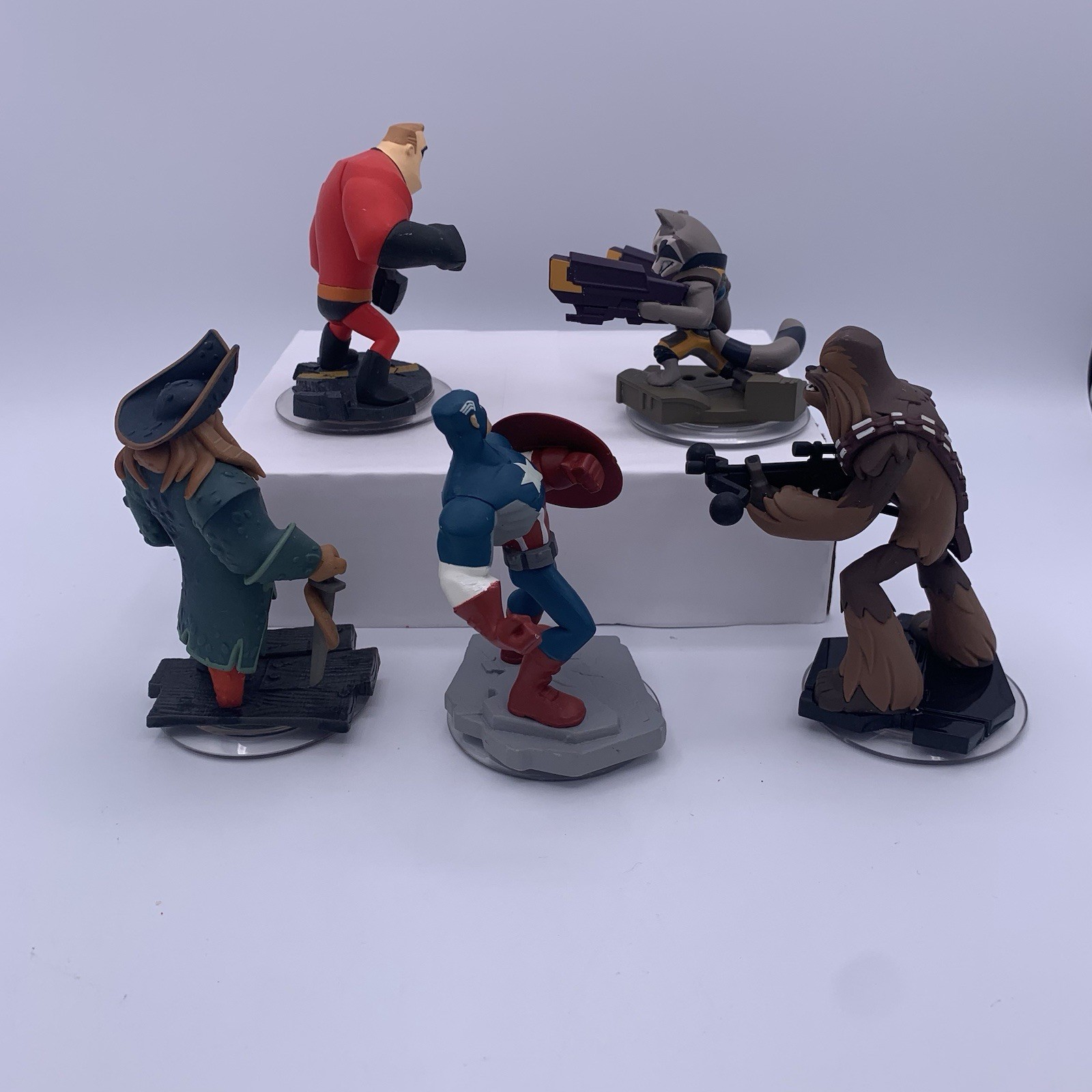 Disney Infinity (Mixed Lot of 5) 1.0 & 2.0 3.0 Action Figures Marvel Pirates