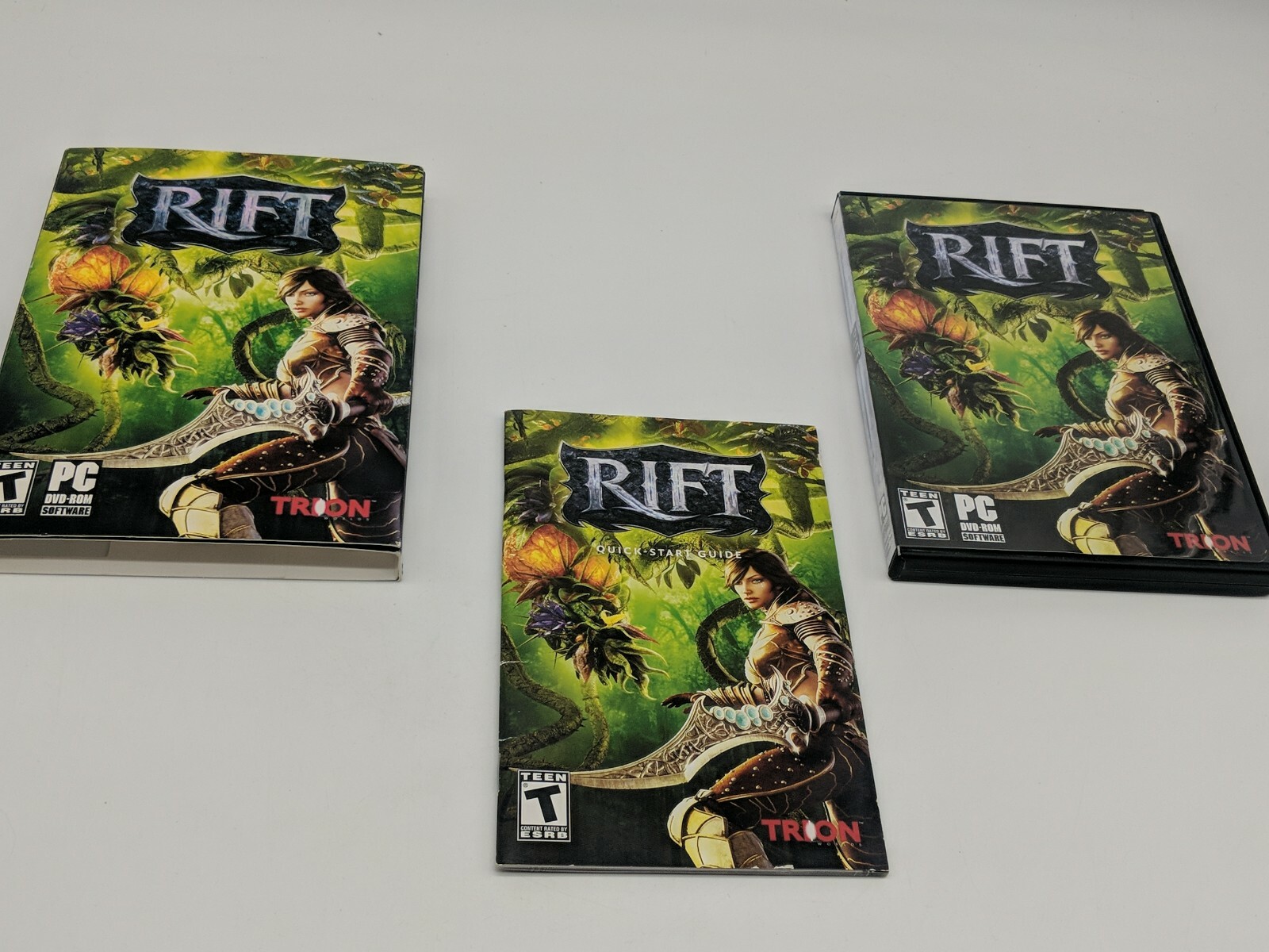 RIFT PC 2011 COMPUTER GAME for PC Complete
