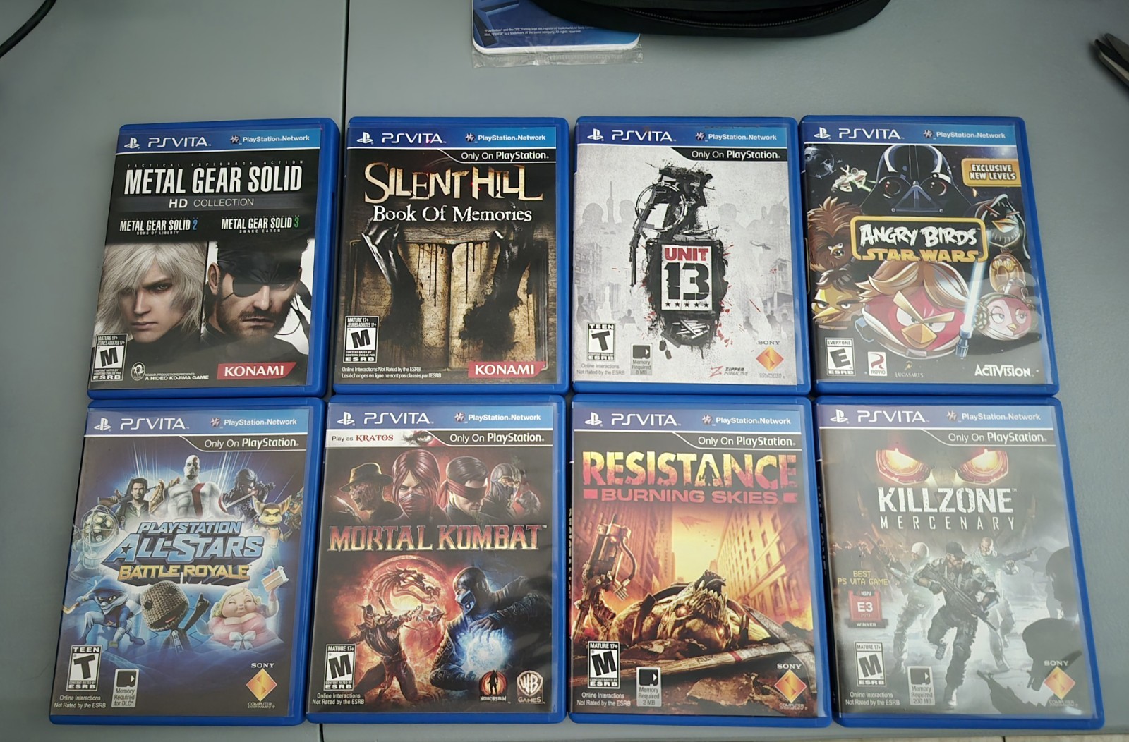 SONY PlayStation Vita PCH-1100 Crystal Black Wi-Fi 3G Wi-Fi Console & Game Lot