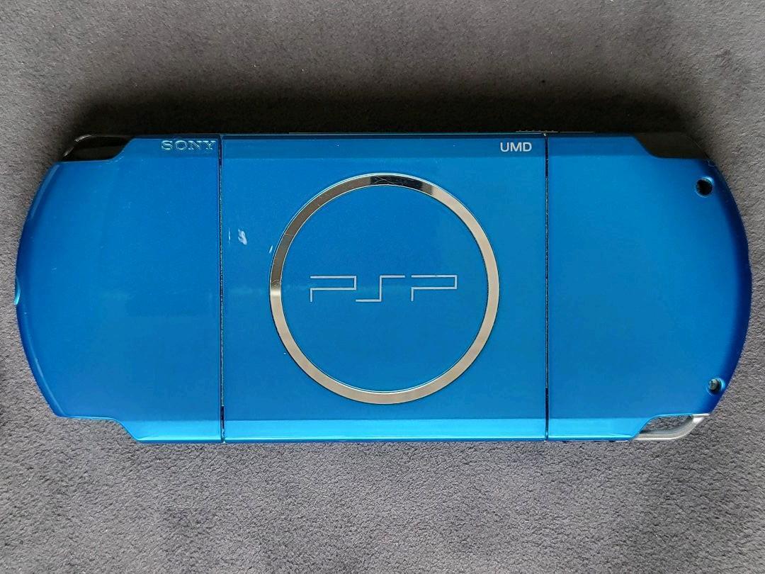PSP Playstation Portable Vibrant Blue (PSP – 3000 VB) Box Set