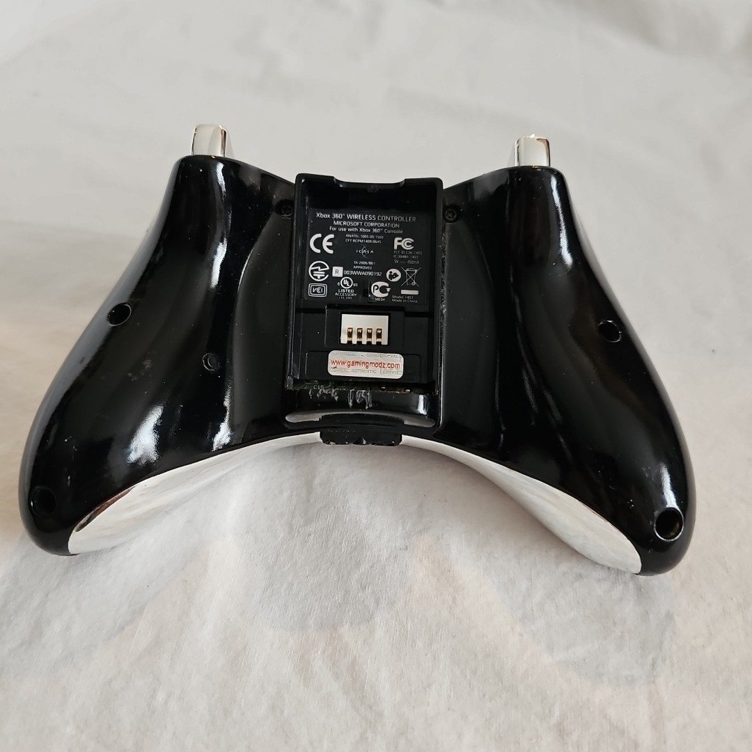 Rare Wireless Xbox 360 Controller Red With Bullet Holes & Changing Color Leds