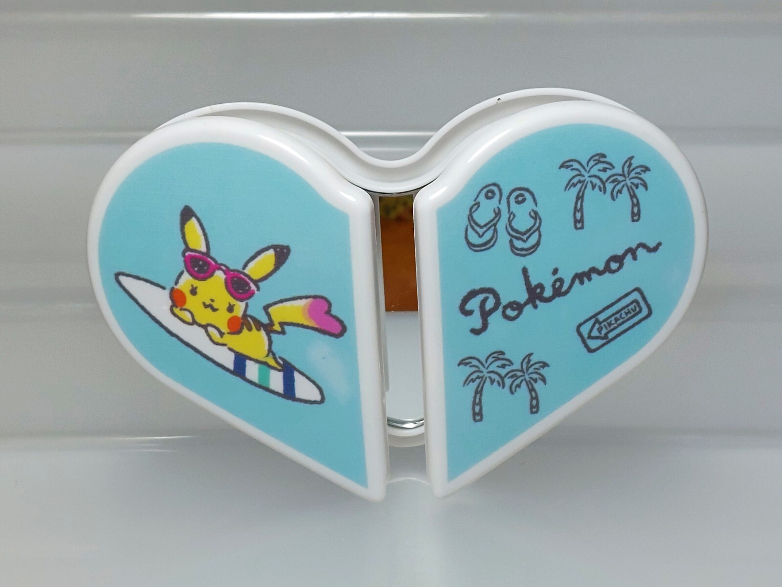 Pokemon Love ITS’DEMO Pikachu Mirror Japan 2.6in