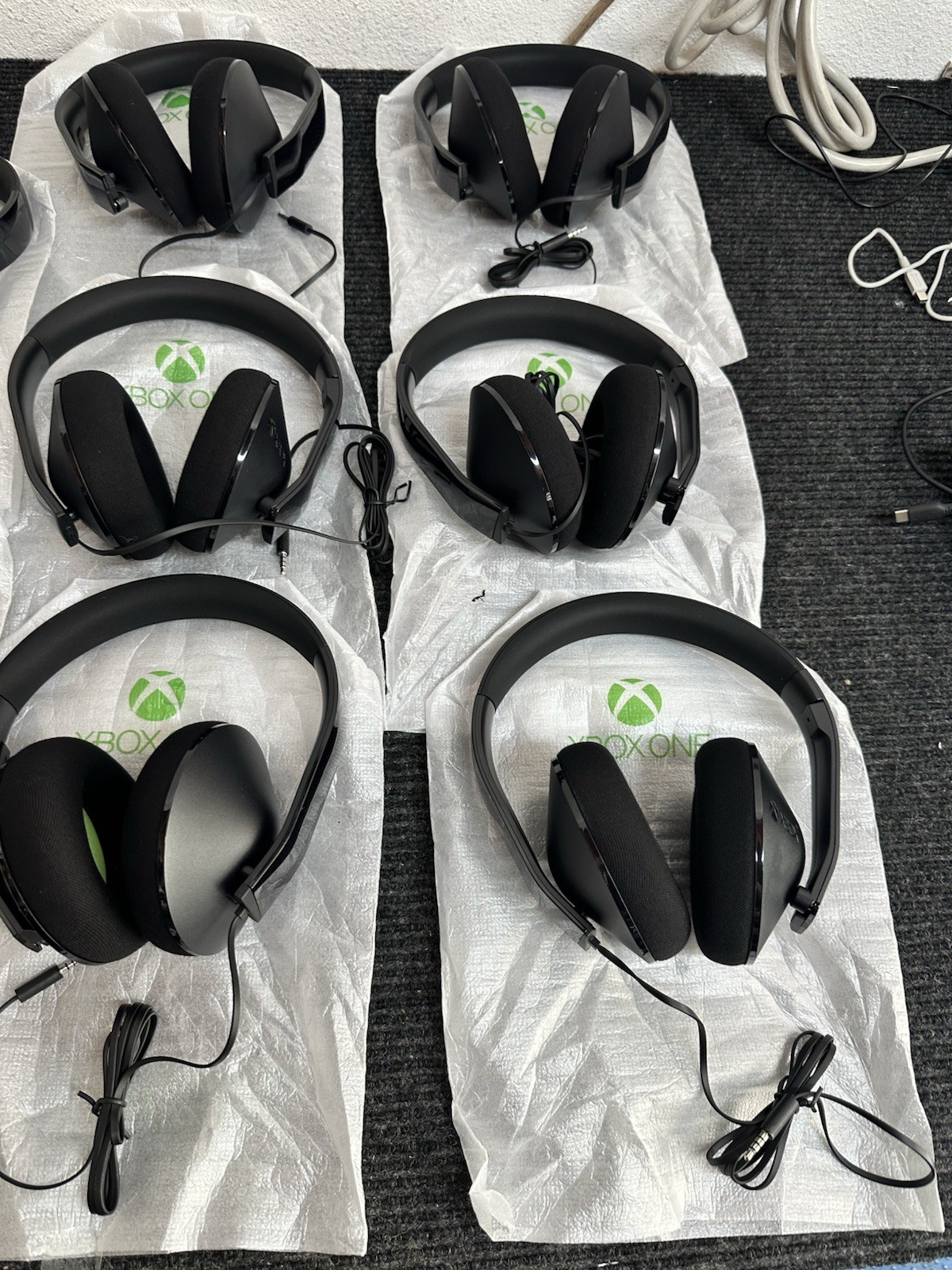 Lot Of 8 Microsoft Xbox One Stereo Headset Wired 3.5 mm Jack New No Box
