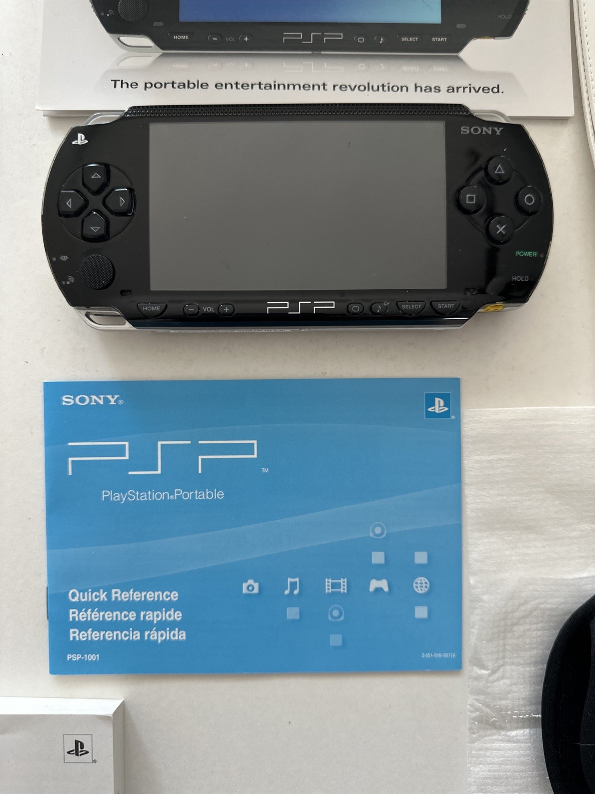 Sony PlayStation Portable Value Pack – Black (PSP-1001K) – CIB (no Headphones)