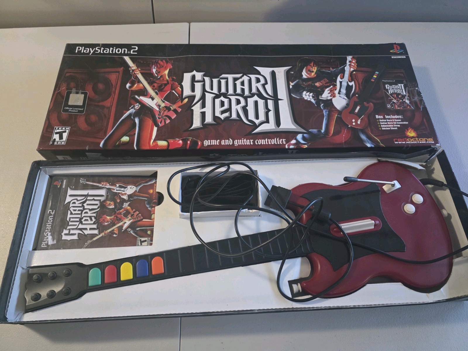 RedOctane Guitar Hero II Wired Ergonomic Guitar Bundle PS2 w/ Box Disc Manual