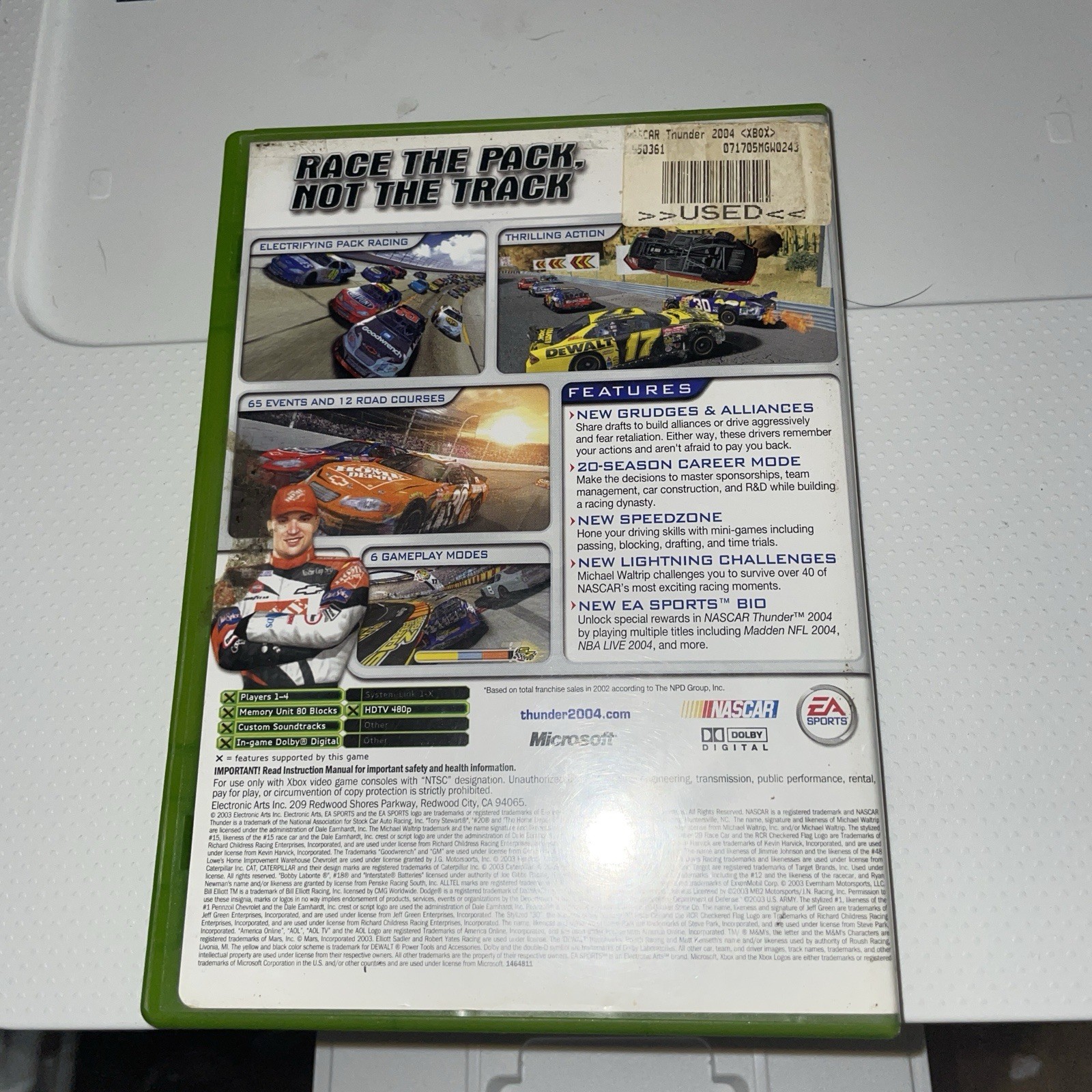 EA SPORTS NASCAR Thunder 2004 (Microsoft Xbox, 2004) Racing w/ Manual NTSC E