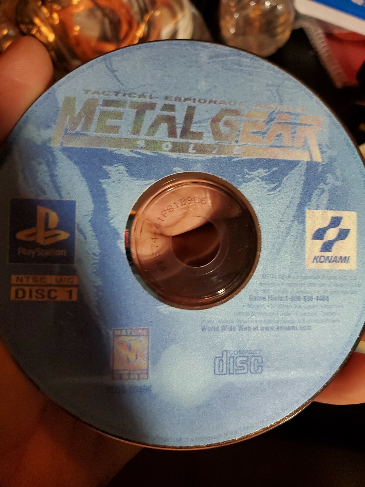 Metal Gear Play Station. See photo. Not sure of year.No case.