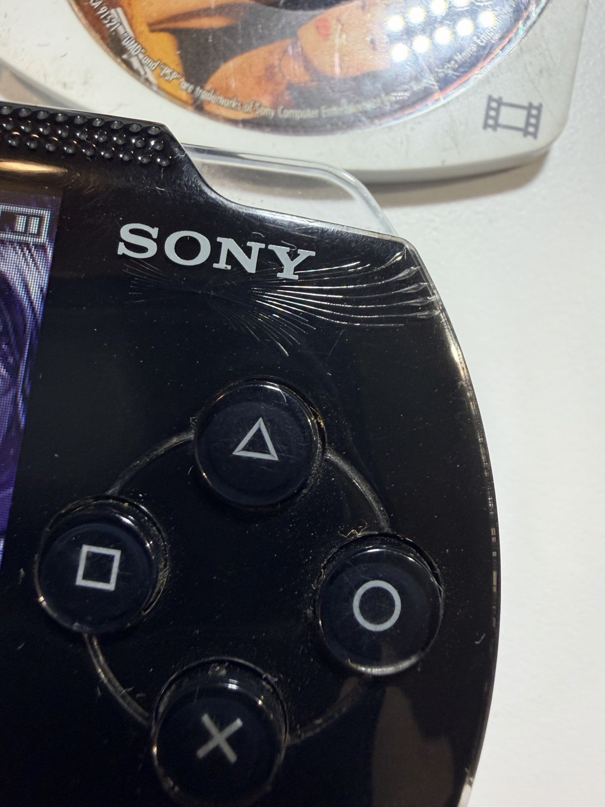 Sony PSP-1001 PlayStation Portable – Black W/6 Discs. Tested Working