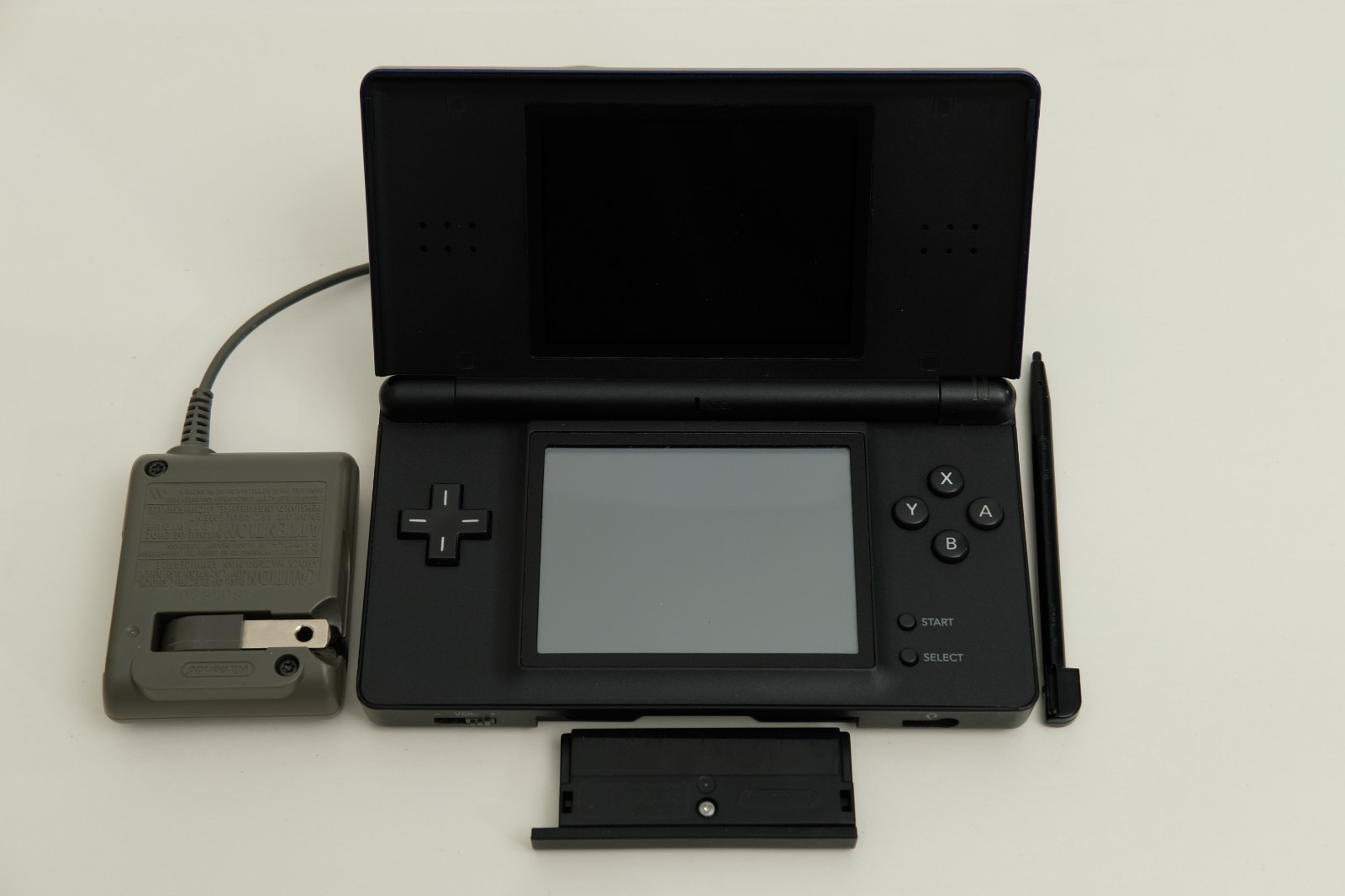 Nintendo DS Lite Handheld Cobalt and Black w/stylus, gba cover, charger USG-001