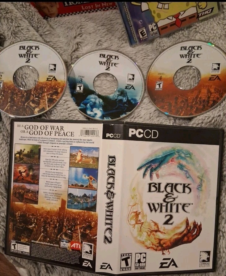 Black and White 2 PC Game EA Lionhead Studios Manual Included missing disk 1