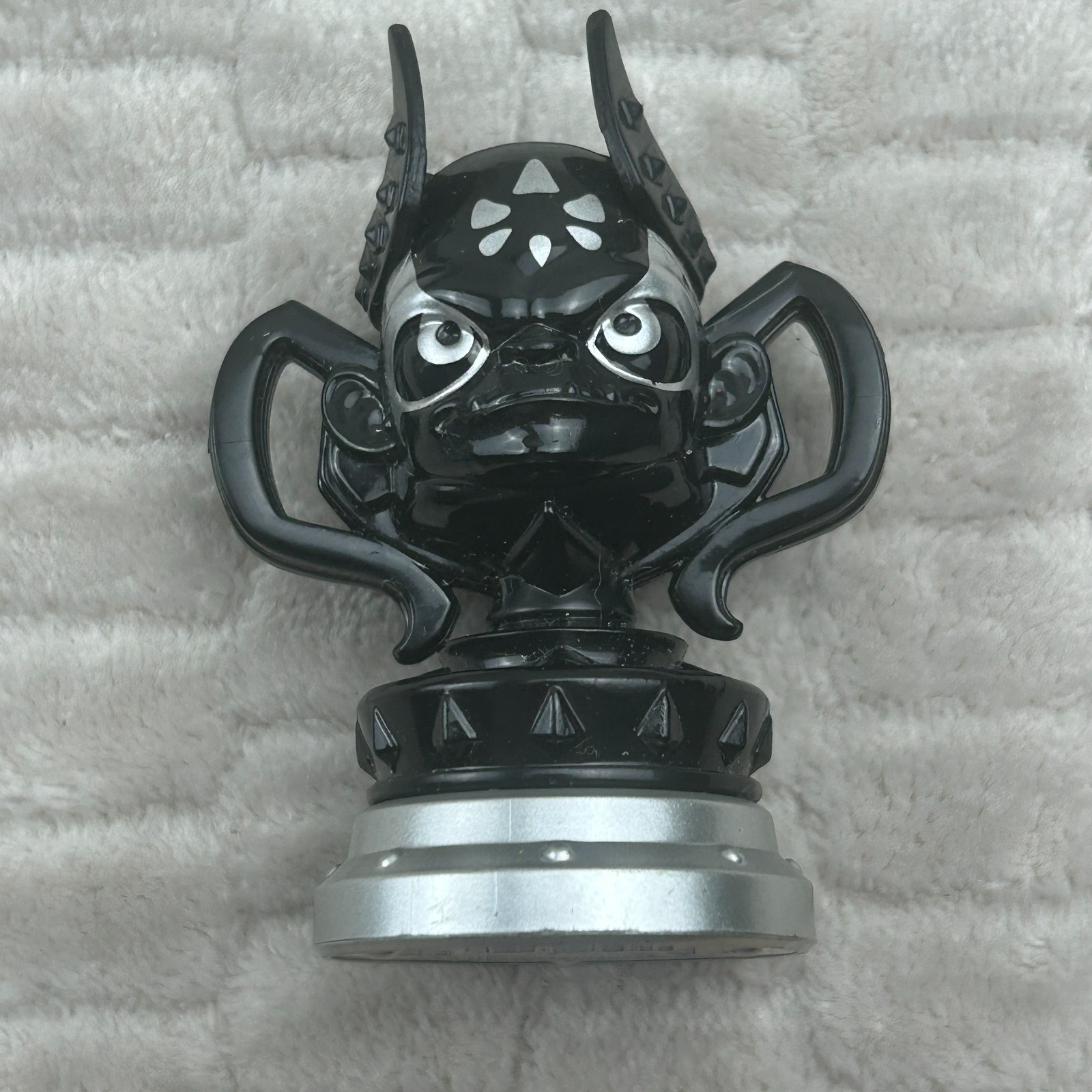 Skylanders SuperChargers Dark Spitfire & Dark Hot Streak Vehicle & Idol