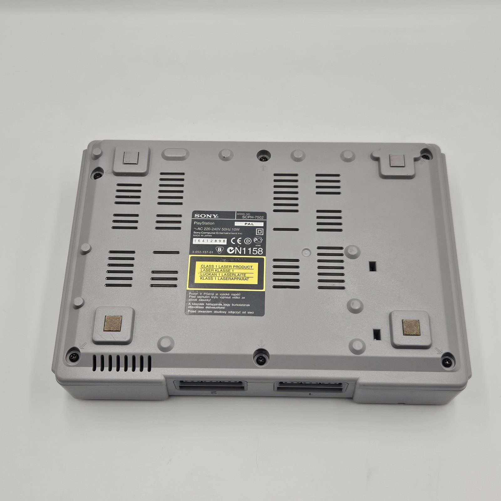 PS1 Pack – Sony PlayStation 1 SCPH-7502 PAL – Controller, Memory Card – Tested