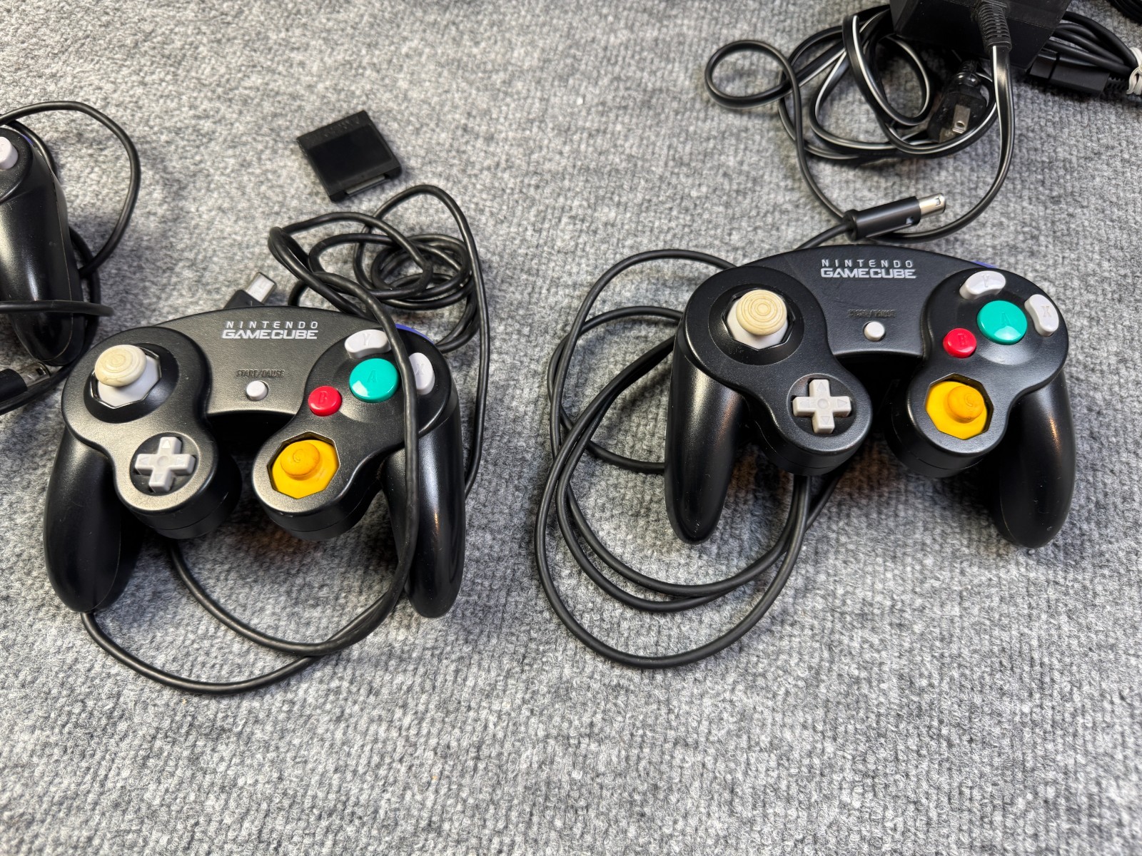 Gamecube Black Console w/ 3 Controllers, Memory Card