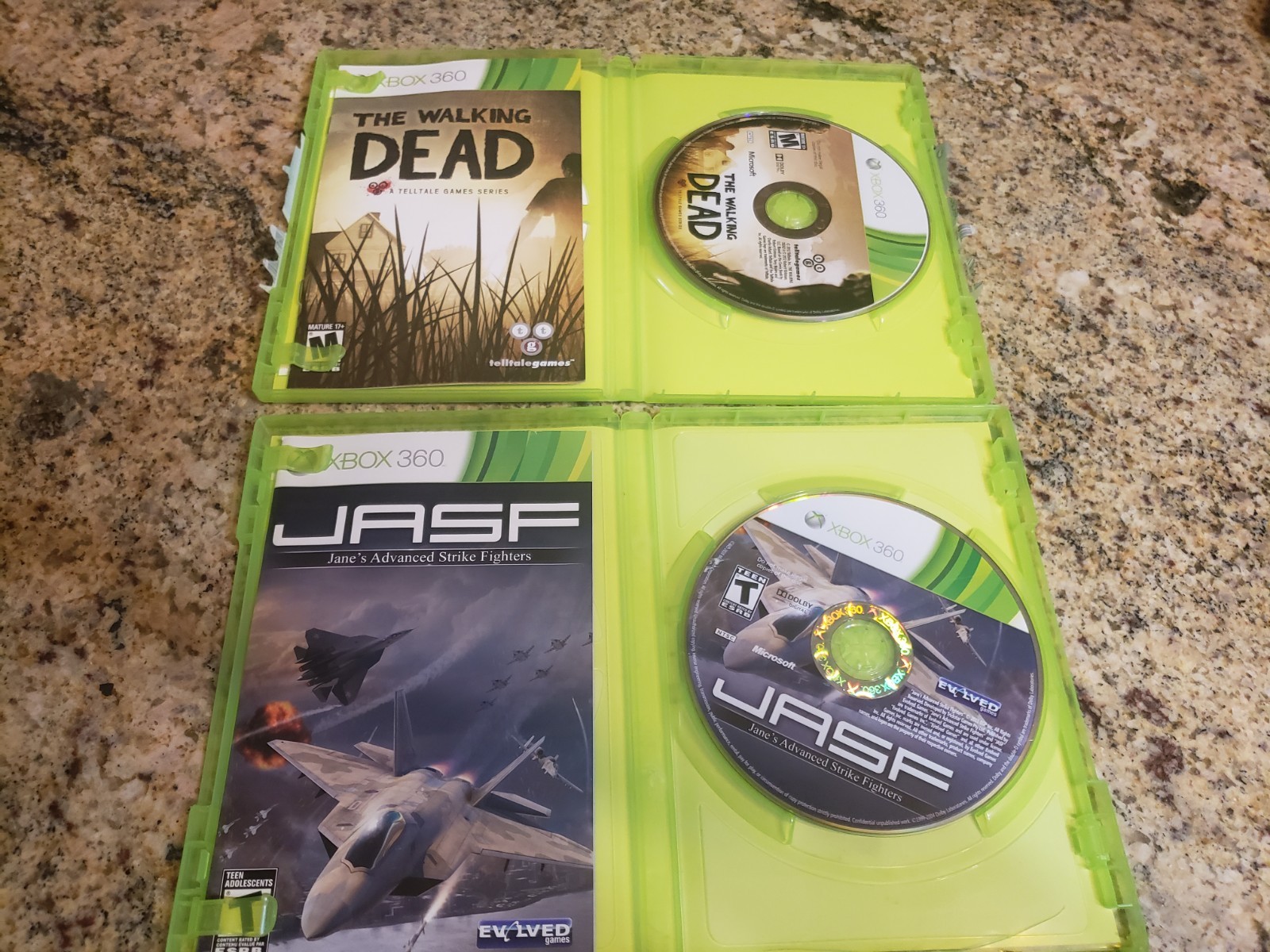 Xbox 360 E Console Model 1538 4GB – Bundle: Controller, Power Supply, Games