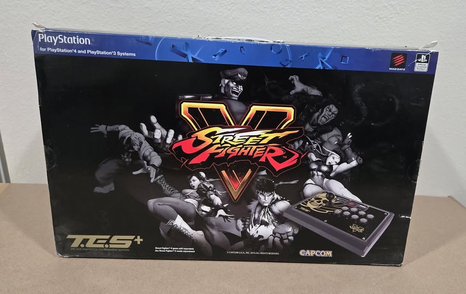 MAD CATZ Street Fighter V 5 T.E.S+ Arcade Fight Stick PS3 PS4 PC -CUSTOMIZED-
