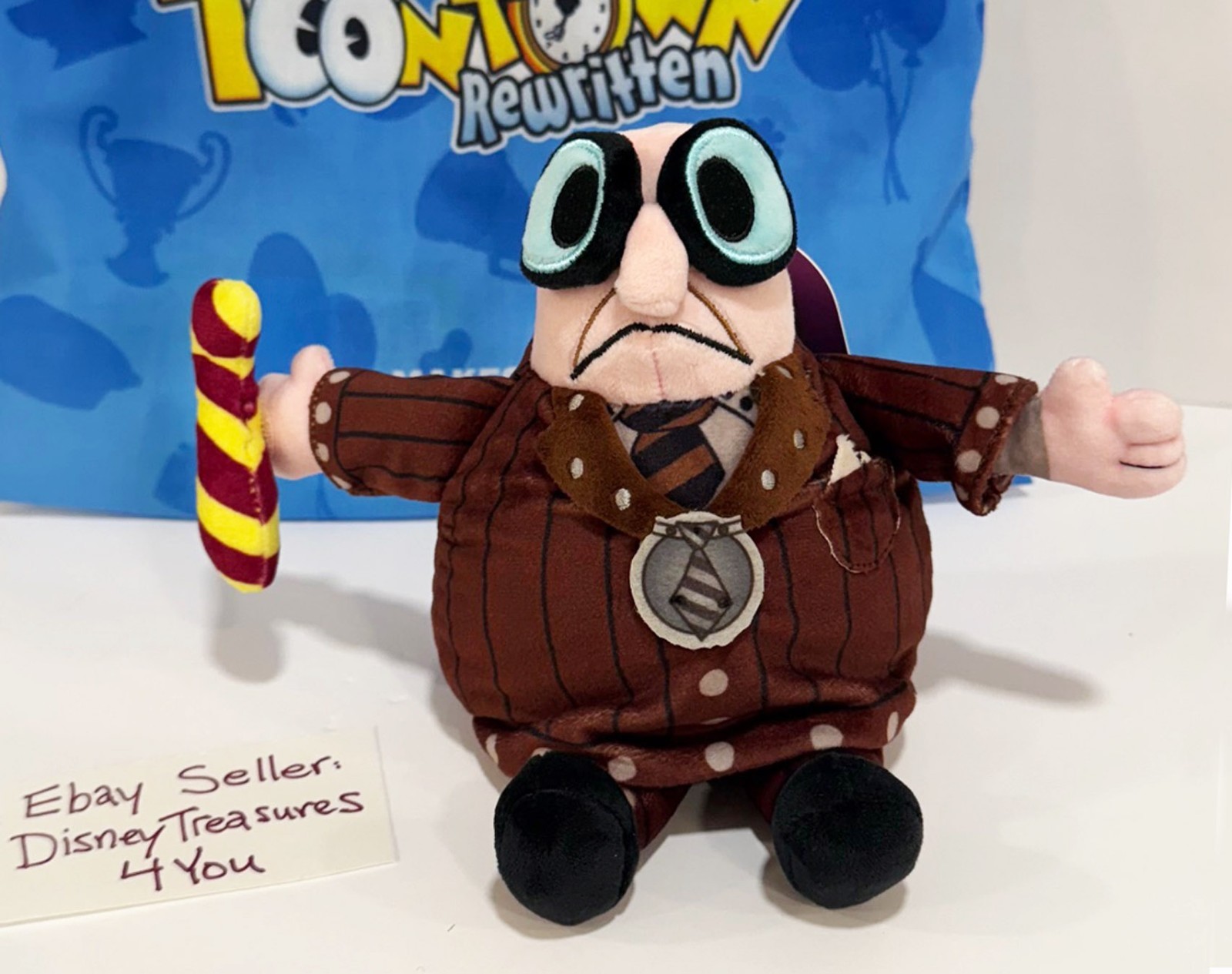 Disney Toontown Online Rewritten Flunky Plush Figure Makeship Plushie Rare NEW