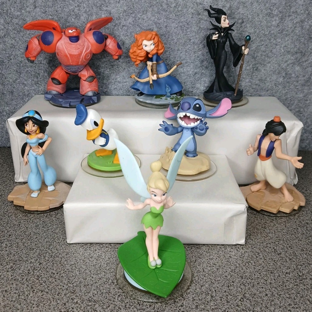 Disney Infinity 2.0 Lot of 8 Figures Baymax Stitch Merida Jasmine Aladdin