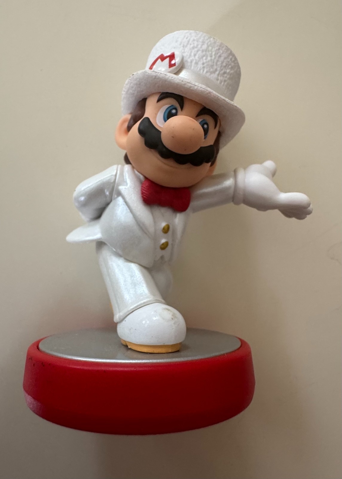 Mario Wedding Outfit Amiibo – Super Mario Odyssey Nintendo Switch