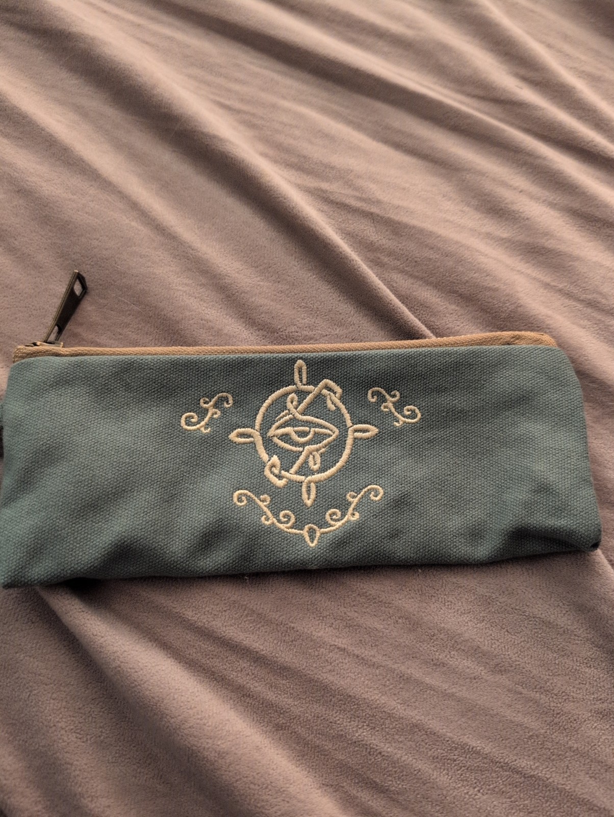 The Elder Scrolls Eye Of Horus Pouch With Bag Clip. Loot Crate EXCLUSIVE