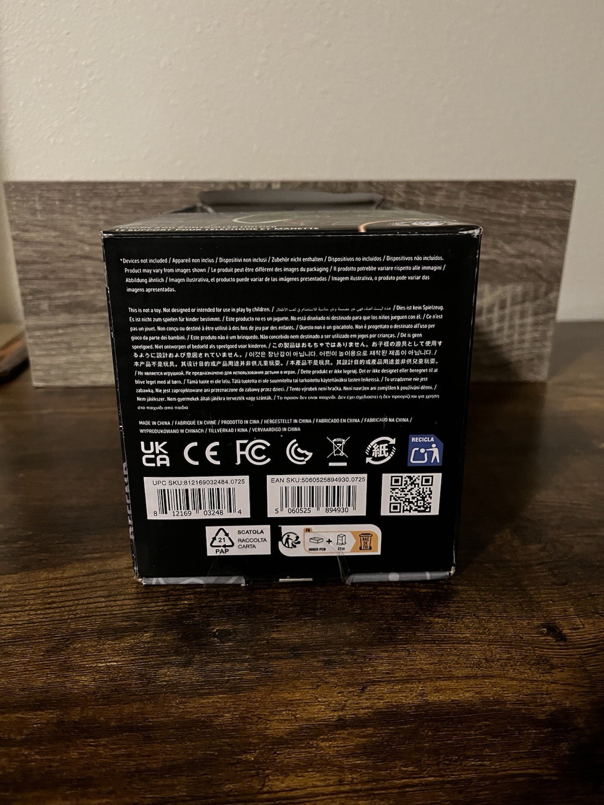 Cable Guys Call of Duty: Warzone Ghost Phone & Controller Holder Stand