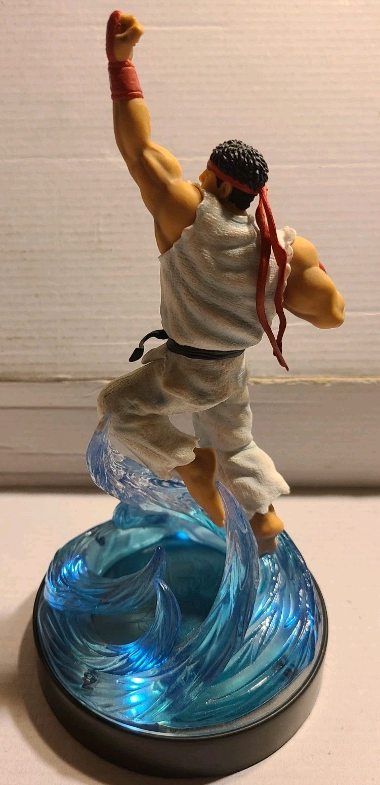 NEW Street Fighter 25th RYU Light-Up Statue Figure from PS3 Collector’s Edition