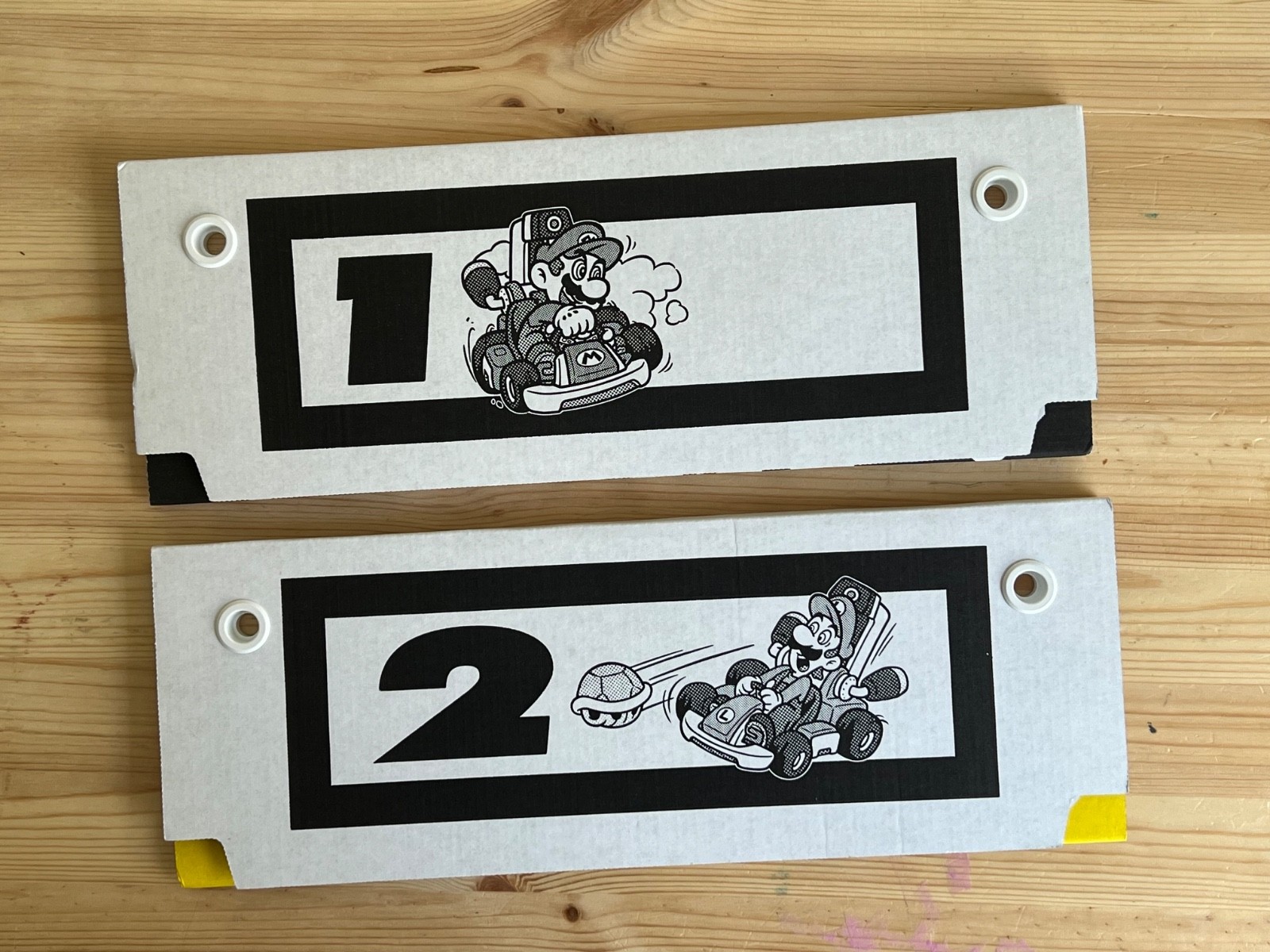 Mario Kart Live: Home Circuit – Mario Car and Gates