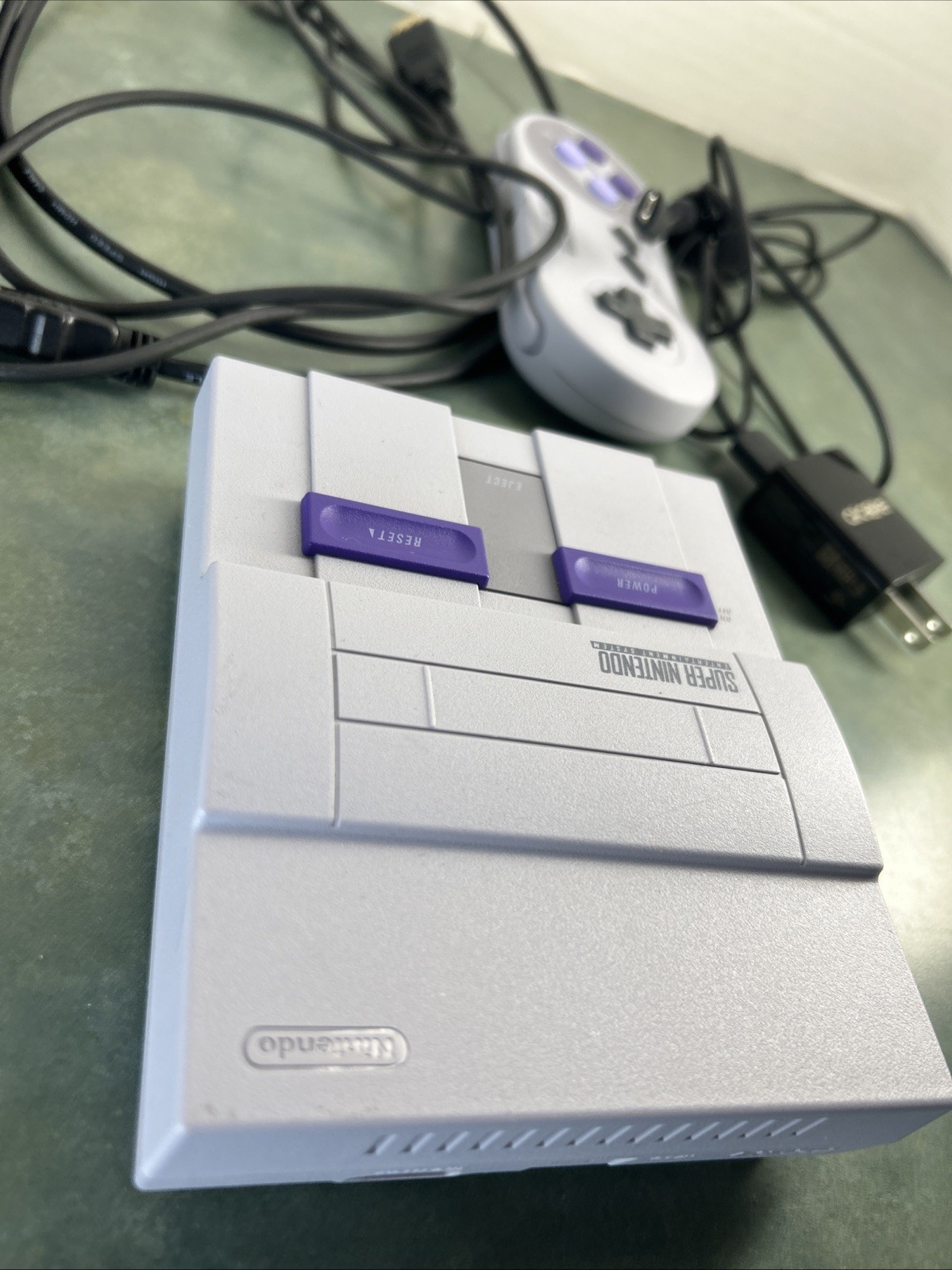 Nintendo SNES Classic Mini CLV-201 21 Built-In Games OEM Controller + Wireless