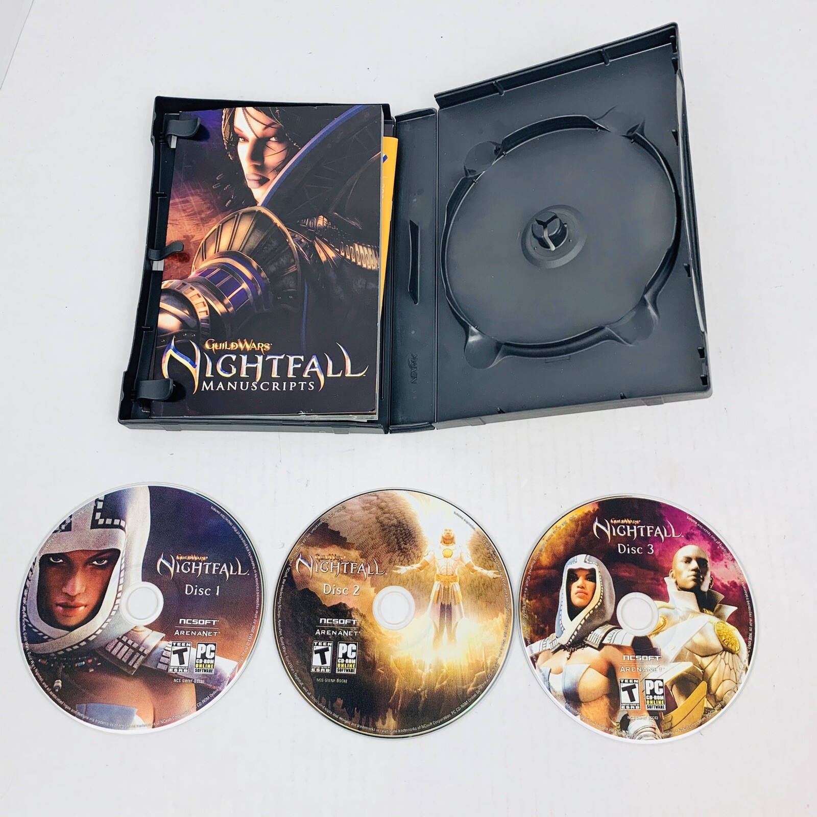 Guild Wars: Nightfall (PC, 2006, NCSoft, 3-Disc) Complete