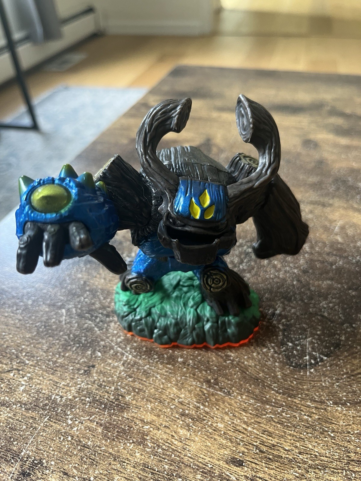 Skylanders Giants Character Figure Lot Tree Rex Hot Head Eye Brawl Thumpback