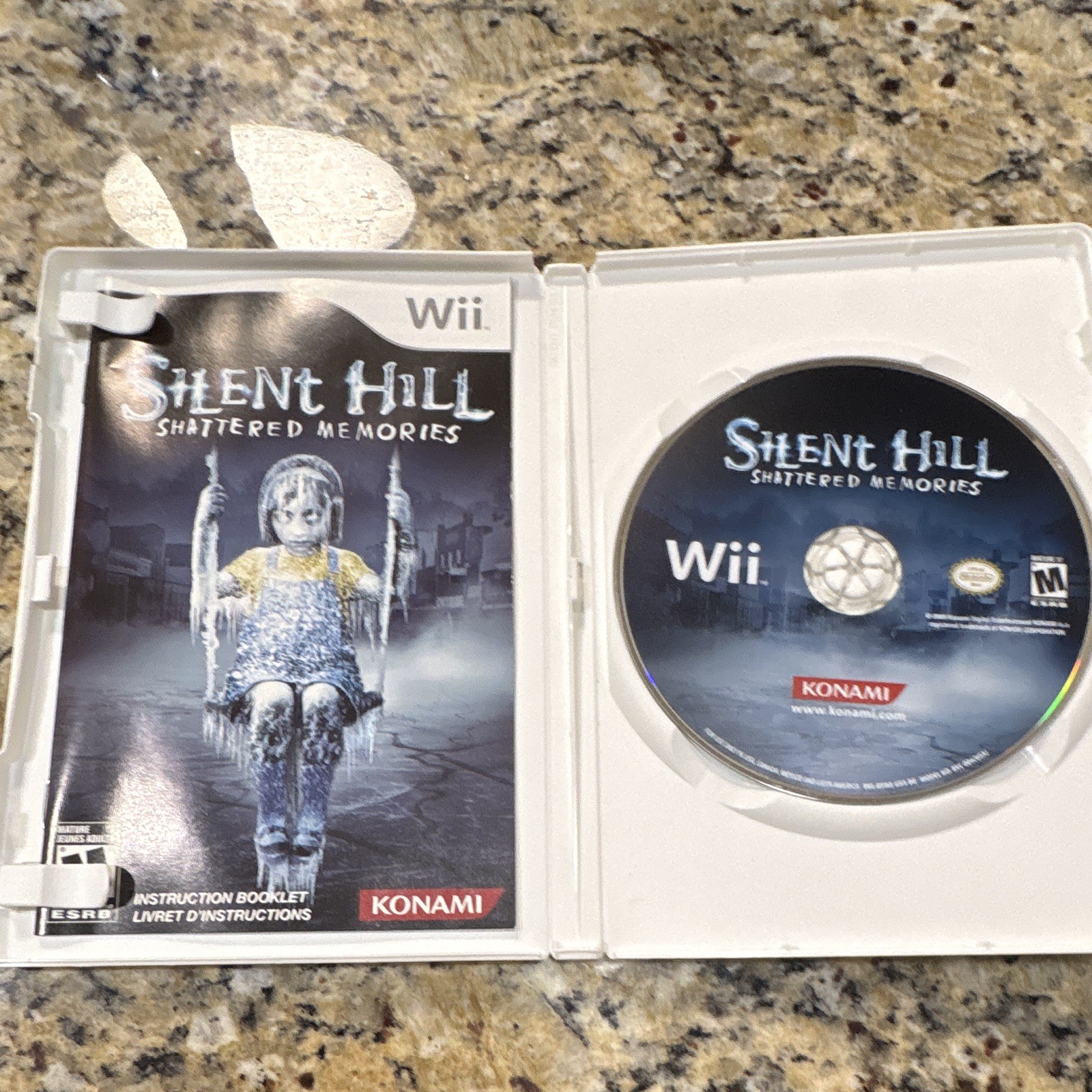 Silent Hill: Shattered Memories (Nintendo Wii) – M Mature – Series