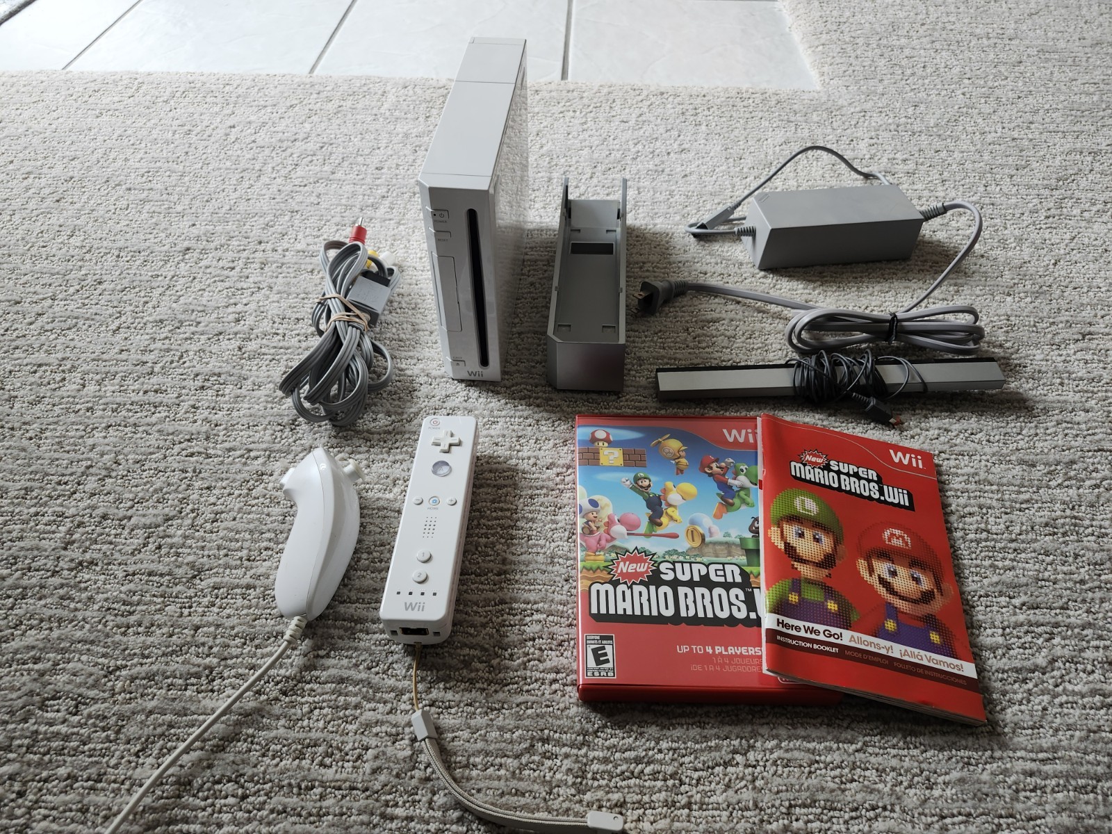 Nintendo Wii Console Bundle ~ YOU Pick ~ Wii Sports, Mario Bros. ~ Ships TODAY!