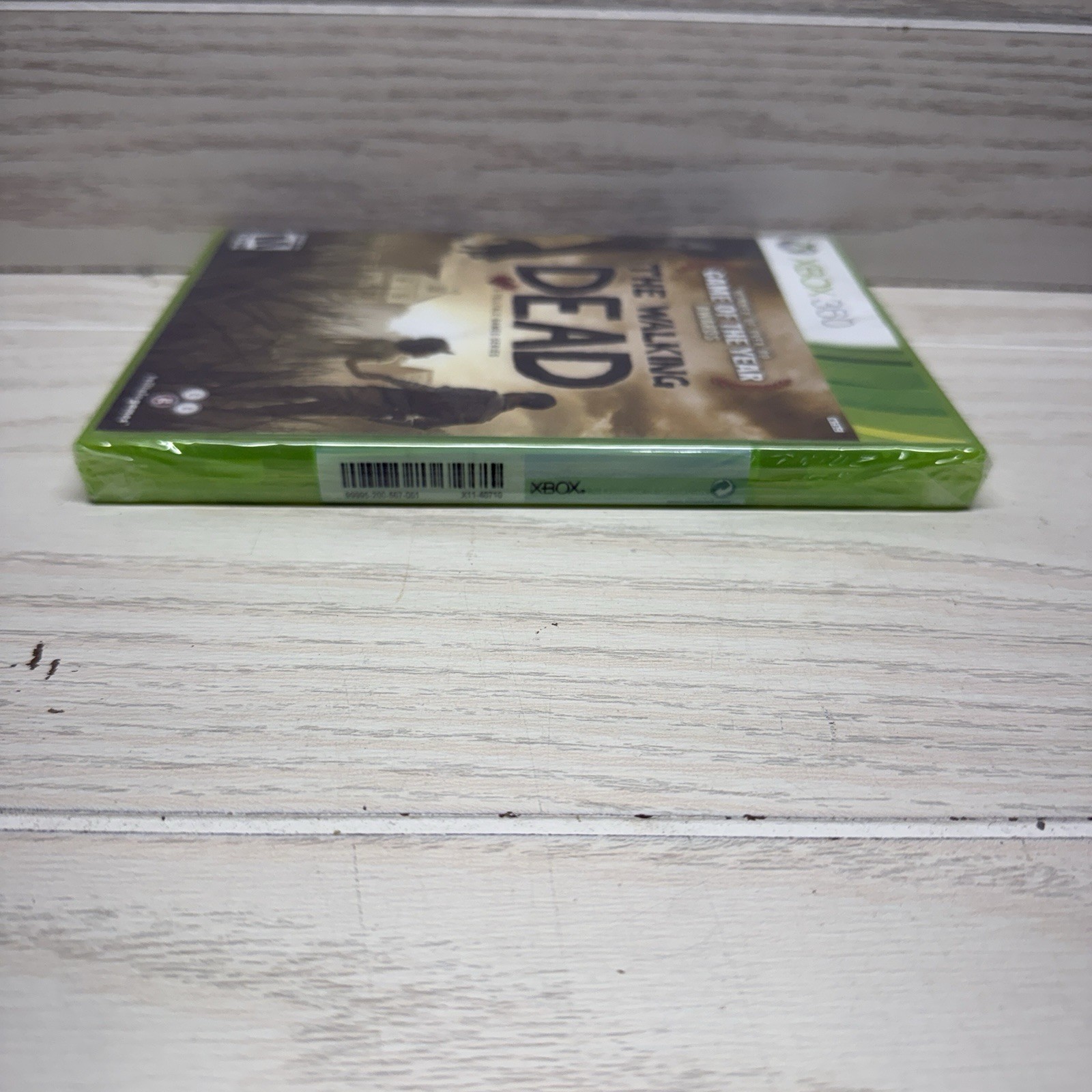 The Walking Dead: A Telltale Games Series (Xbox 360, 2012) NEW SEALED (No Tears)