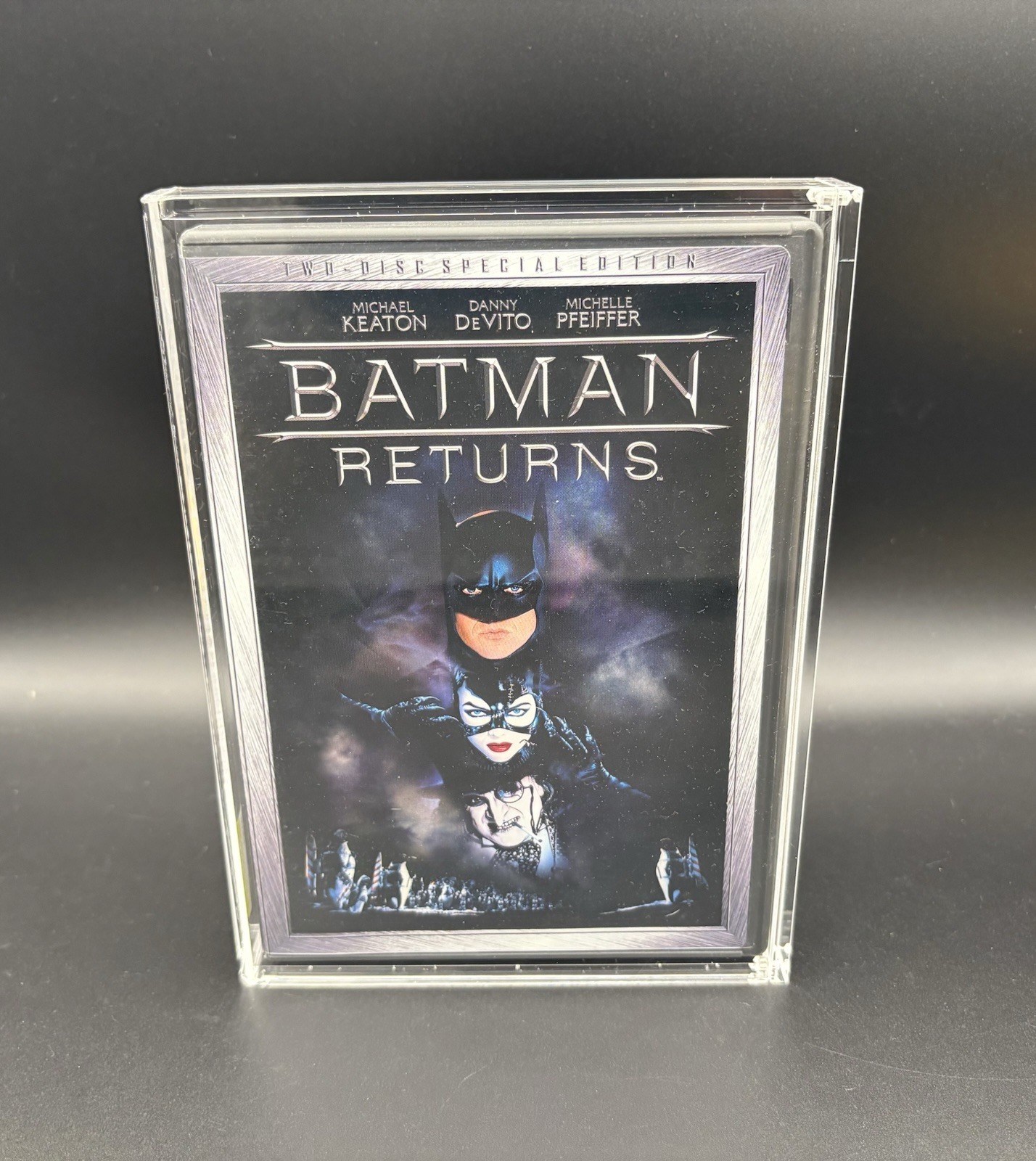 Magnetic-Closing Acrylic Game Display Case: Ps2/Xbox/Wii/DVD/Clear Box
