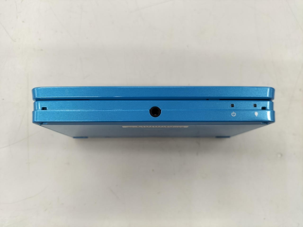 Nintendo 3DS Light Blue CTR-001 Retro Gaming Console Portable System A2651