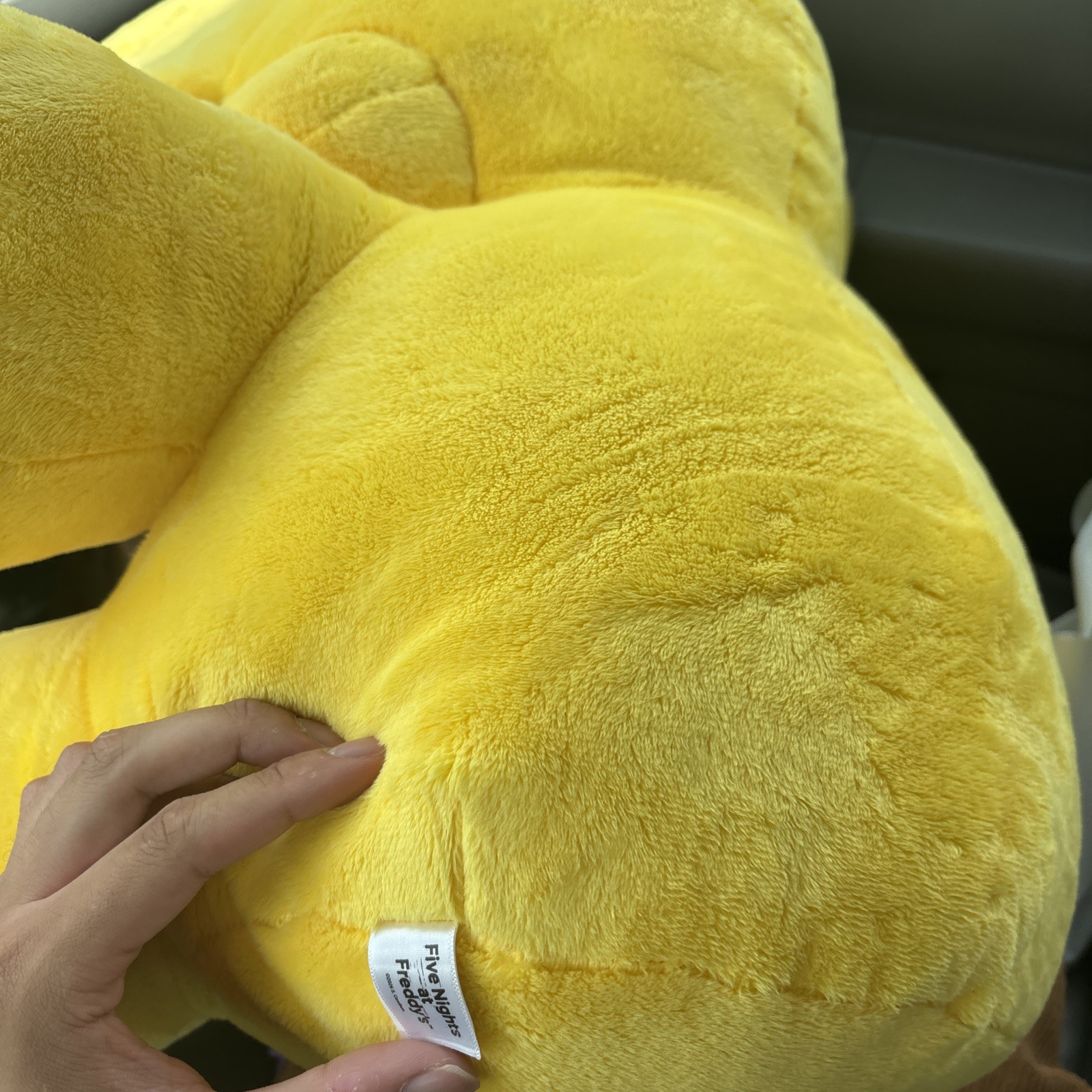 New Jazwares Five Nights at Freddy’s GOLDEN 20”Jumbo Plush Excl FNAF