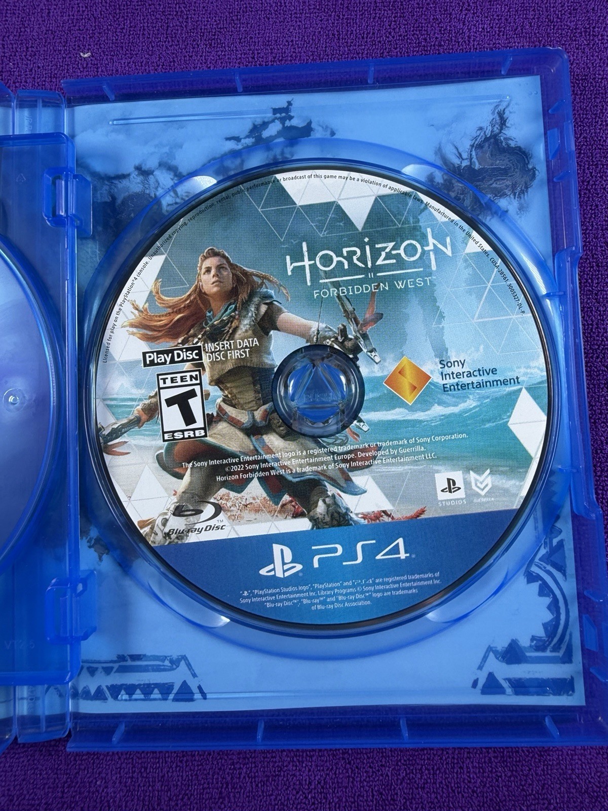 Horizon: Zero Dawn & Forbidden West – PlayStation 4 – 2 Game Lot