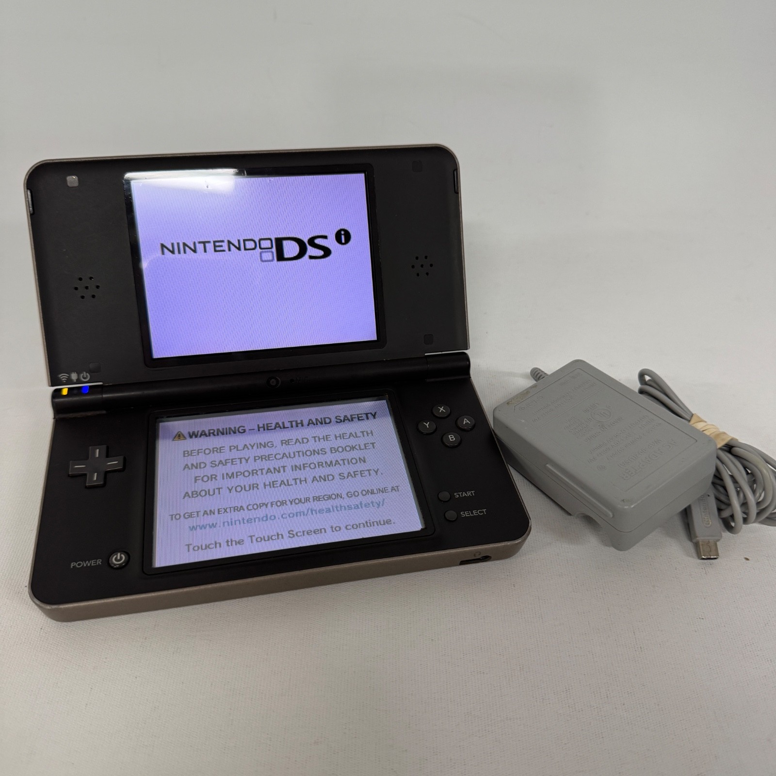 Nintendo DSi XL with Charger – Bronze/Dark Brown Good Condition TESTED No Stylus