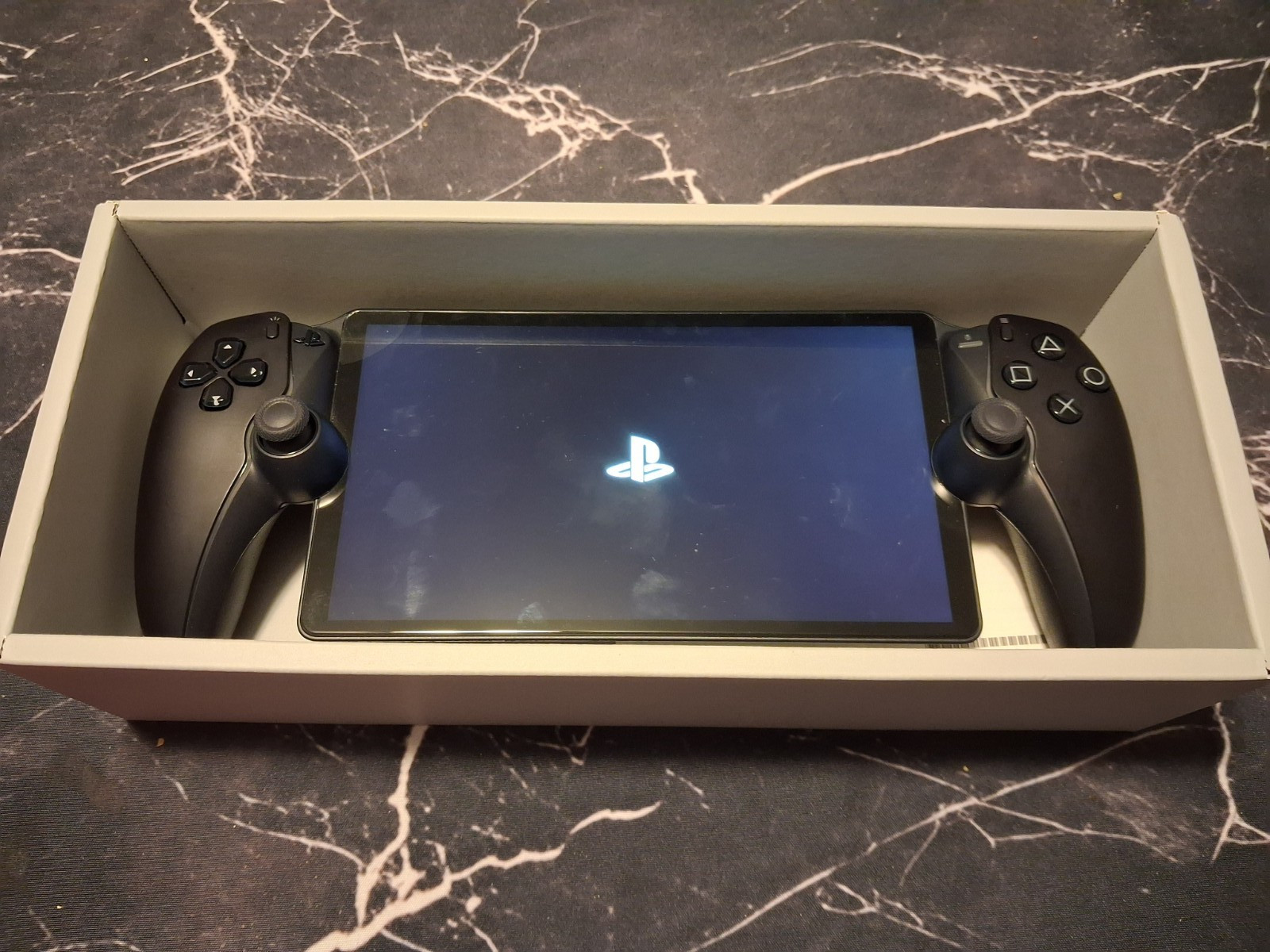 Sony PlayStation Portal PS5 Remote Player Handheld Wireless Wi-Fi 1080p W/B