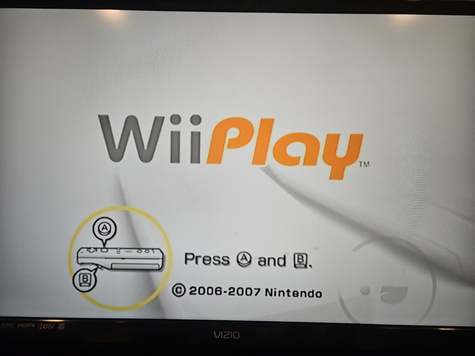 Wii Play (Nintendo Wii) Complete CIB Complete – Tested Refurbished