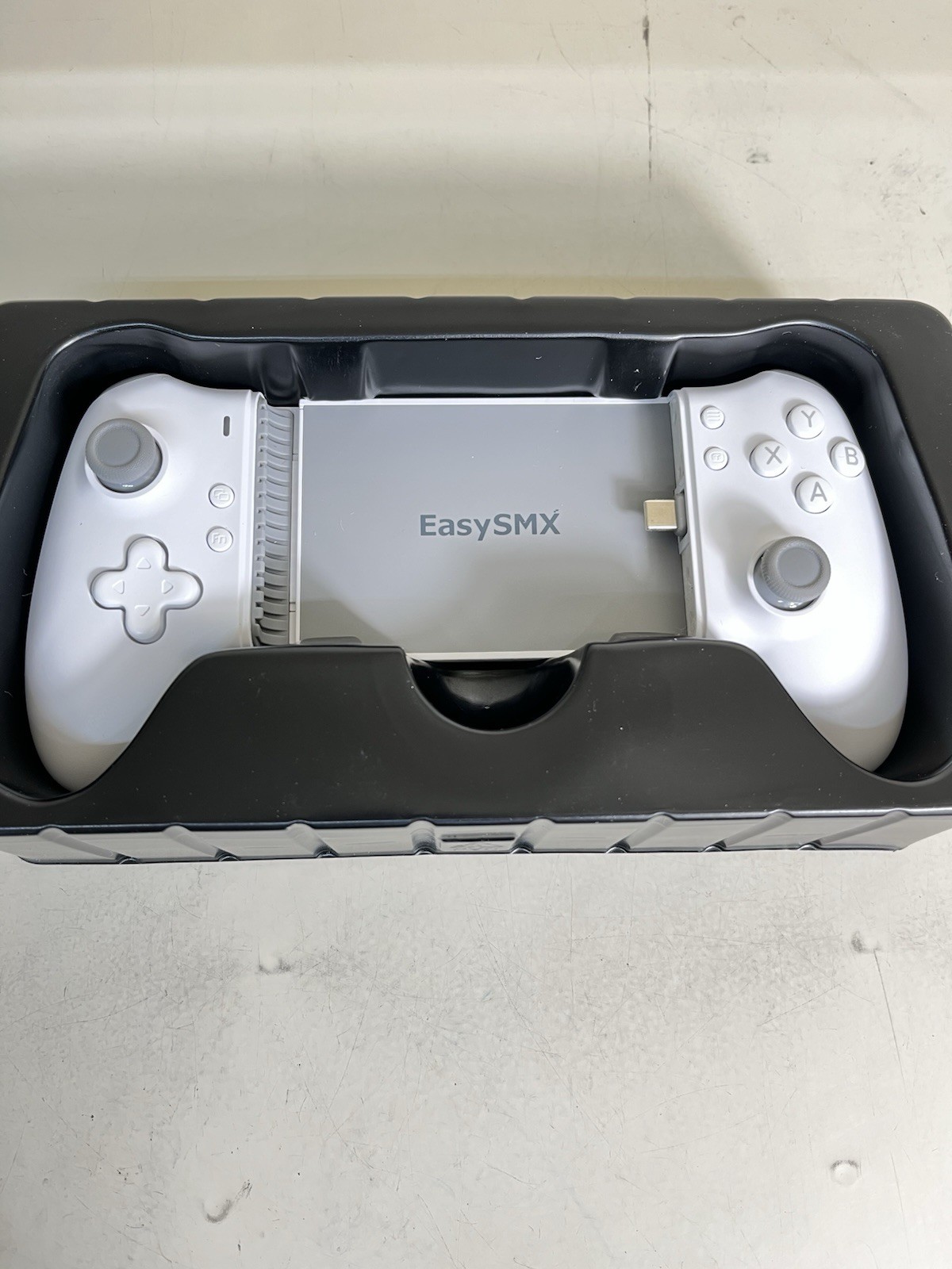 EasySMX M15 Mobile Gaming Controller For Android iPhone USB-C