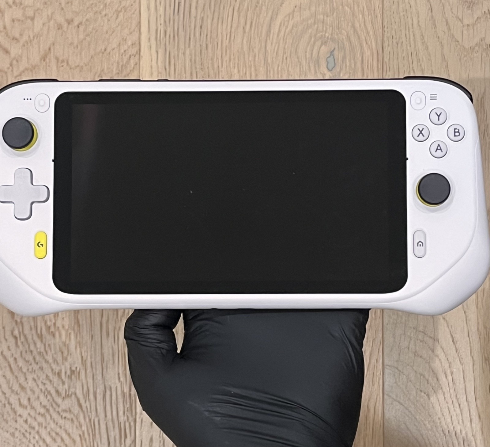 Logitech G Cloud 7-Inch Handheld Portable Gaming Console – AS IS (pls read desc)