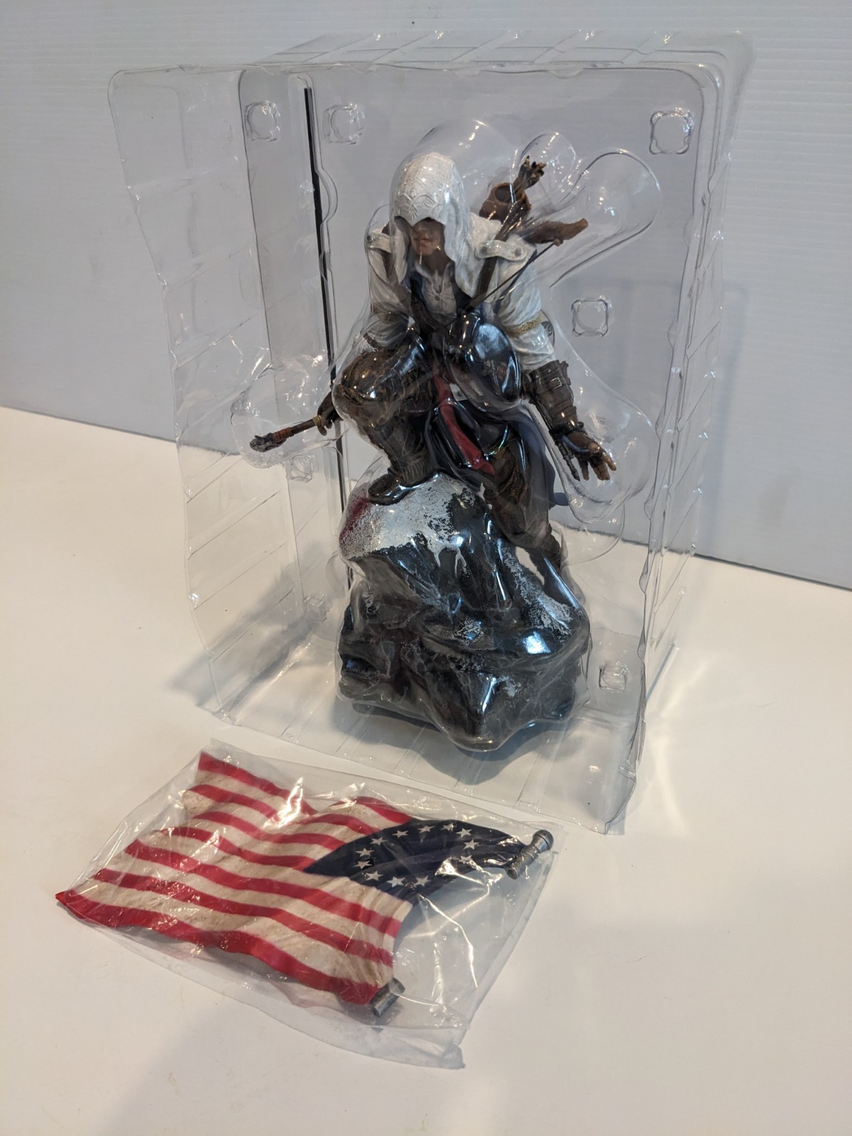 Assassin’s Creed III 3 Xbox 360 Limited Edition Box Set Game Statue Complete
