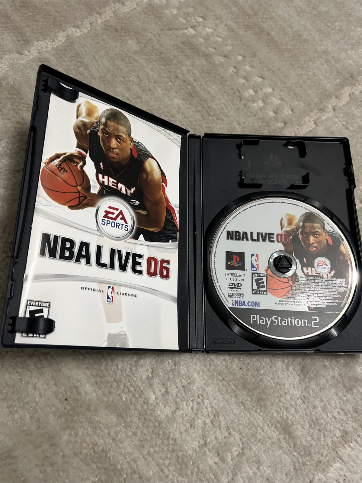 NBA Live 06 PS2 Complete CIB EA Sports Dwyane Wade Basketball Game