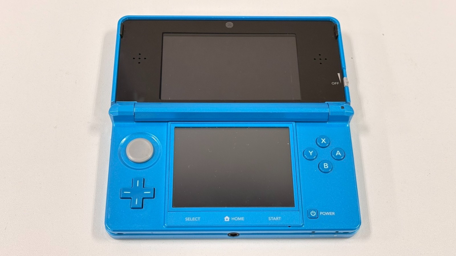 Nintendo 3DS Console Light Blue w/battery charegr (Good) B-7
