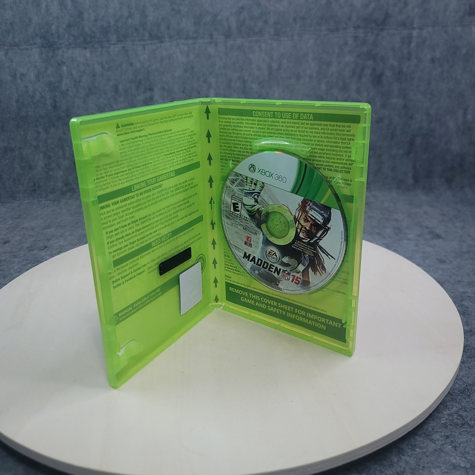 Xbox 360 Madden NFL 15 Standard Edition NTSC Better With Kinect